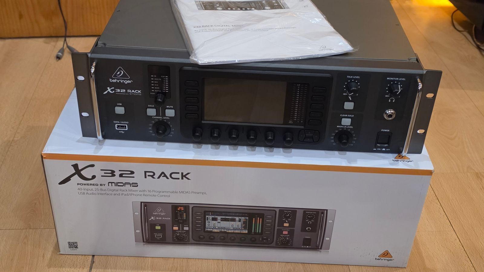 Behringer X32 Rack