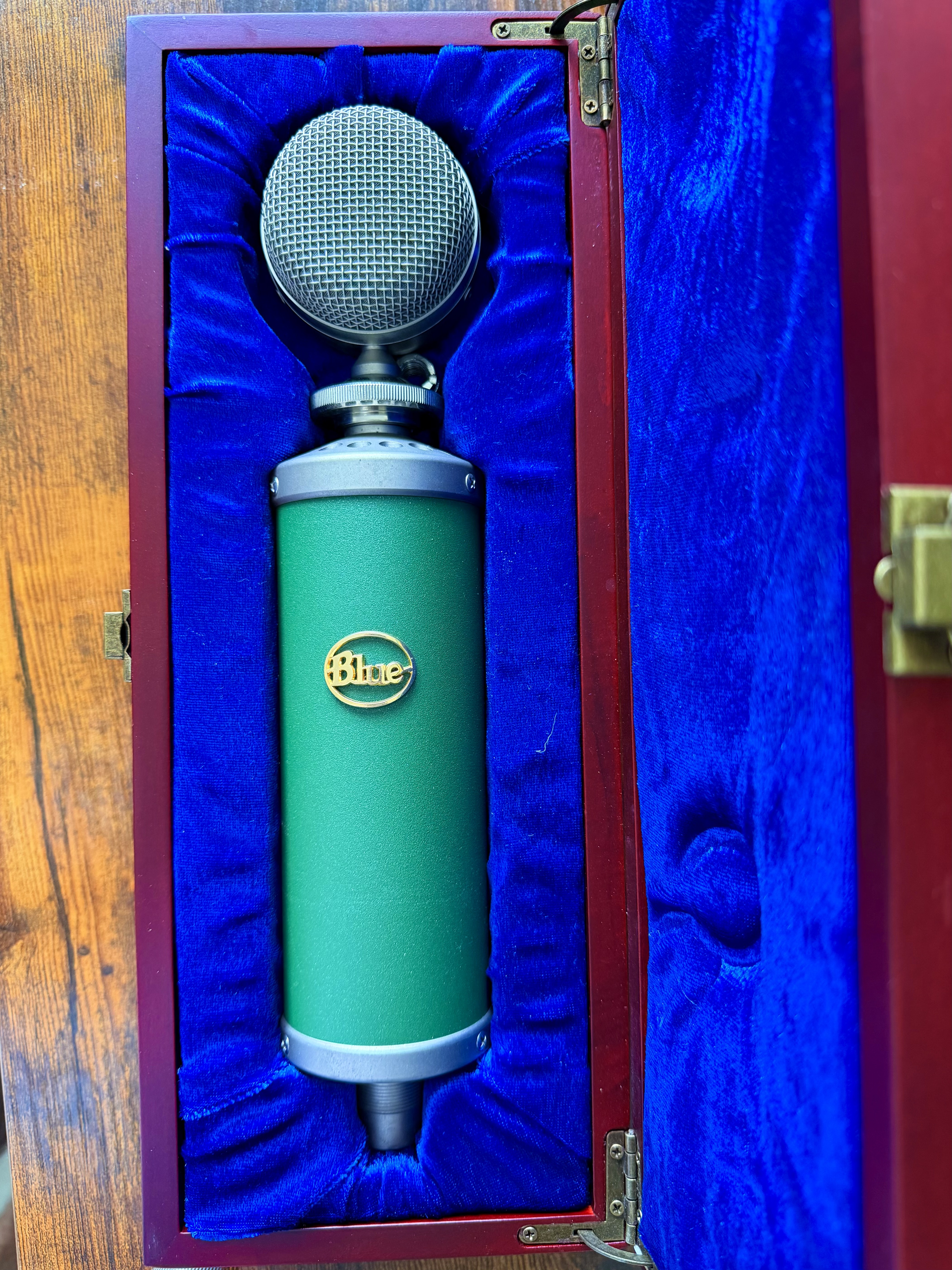 Vends Blue Kiwi avec accessoires + boîte d’origine 