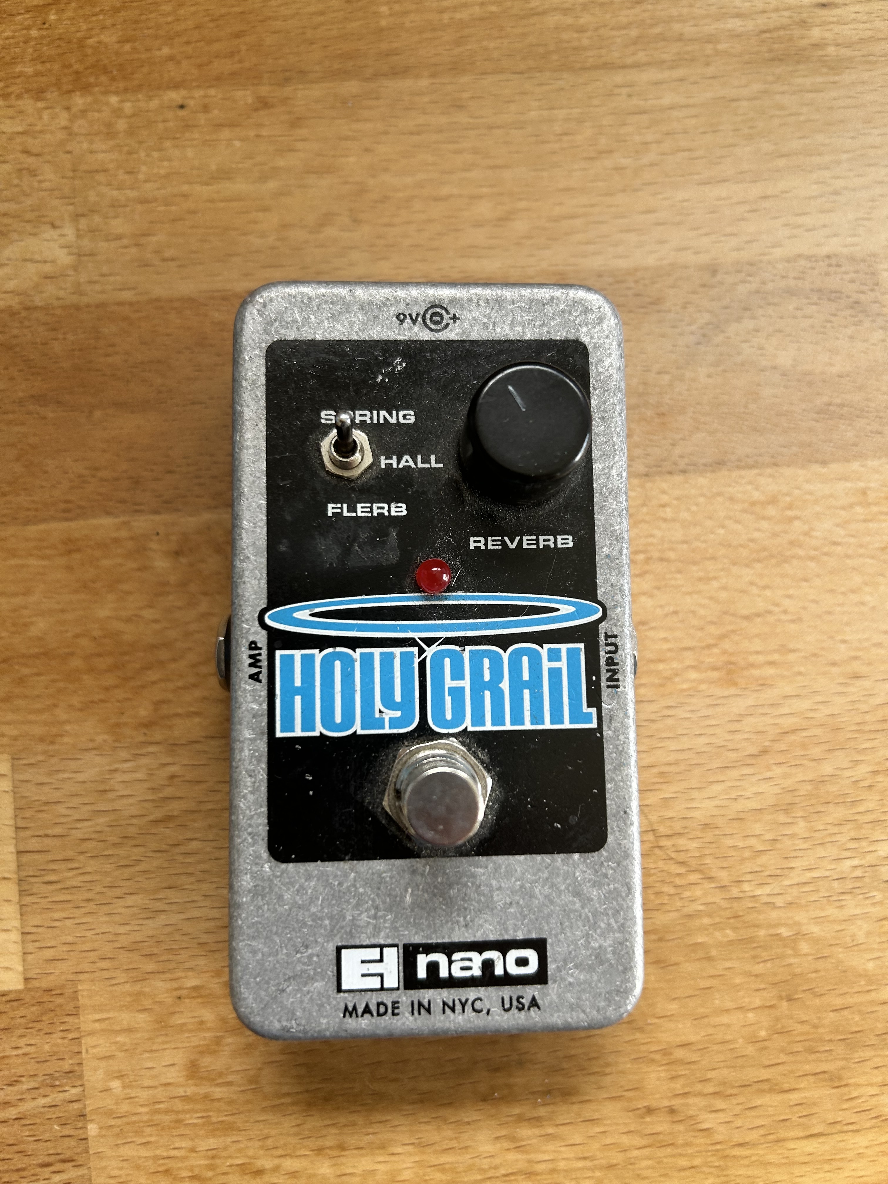 Pédale réverbe Electro harmonix Holy Grail