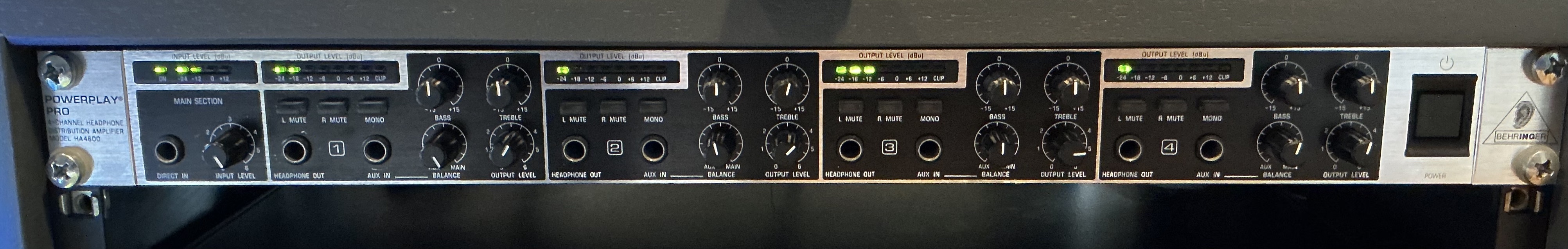 Behringer PowerPlay Pro XL HA4700     amplificateur pour casques