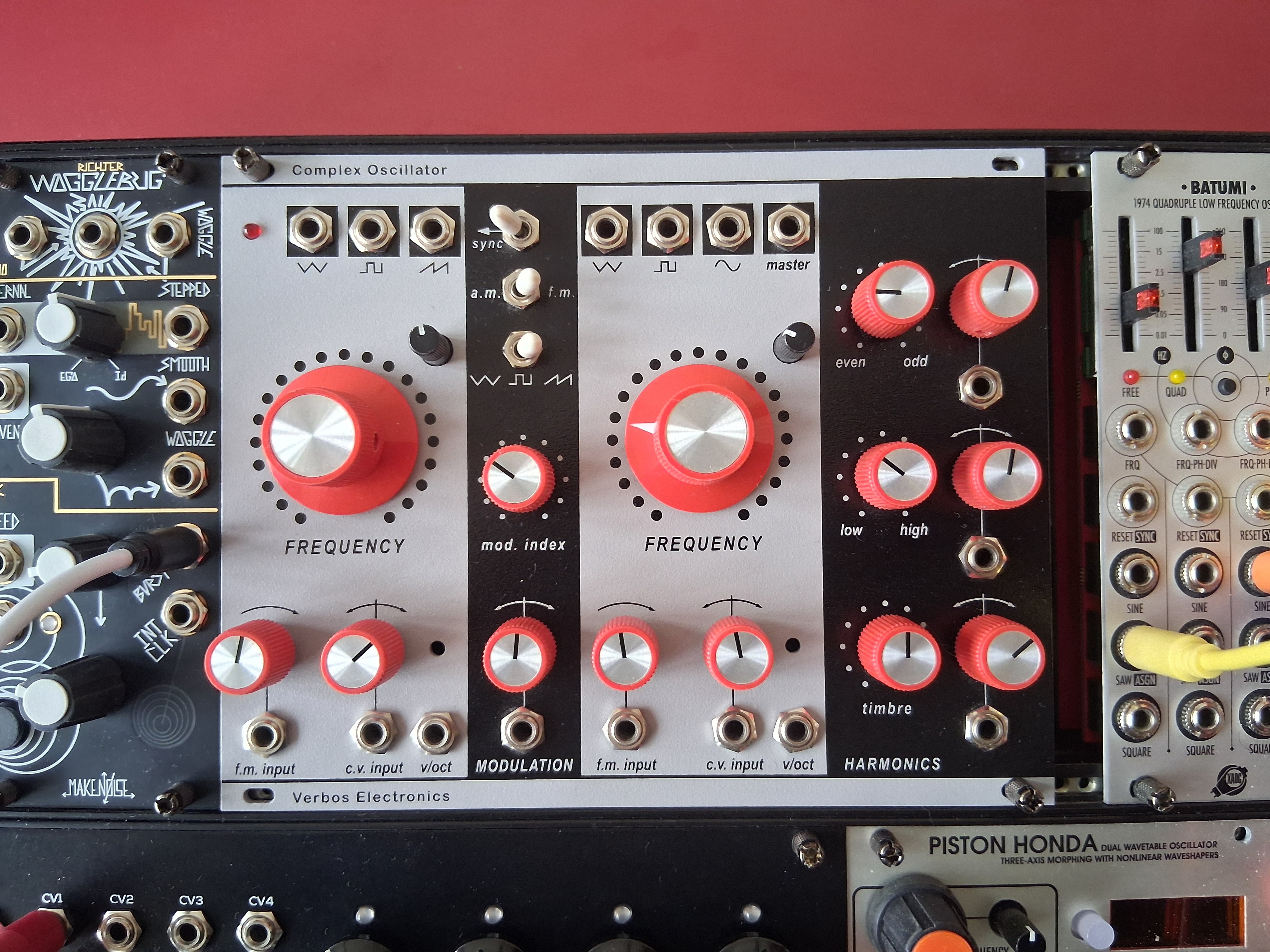 Verbos complex oscillator