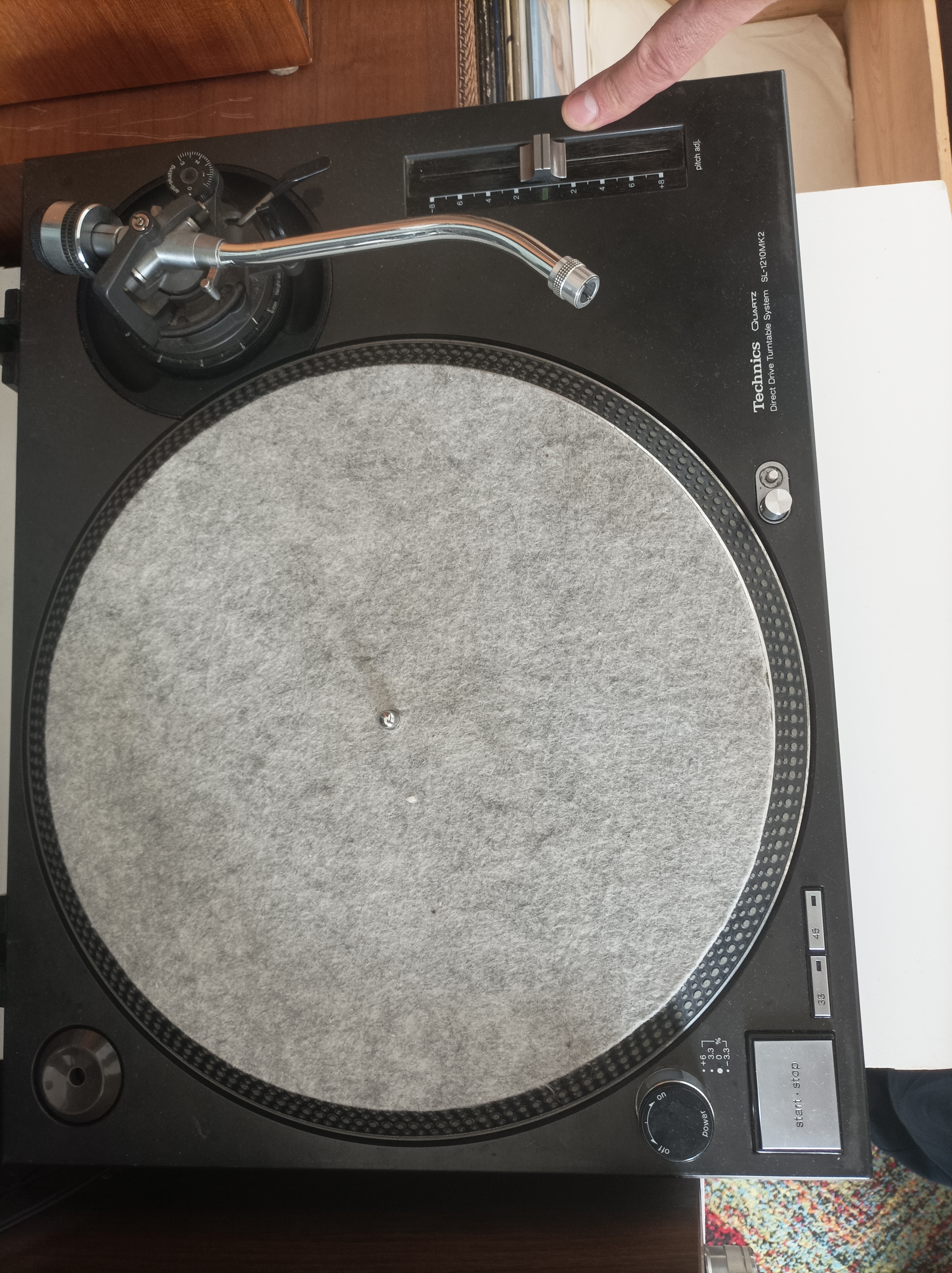 Technics SL-1200 Mk2 