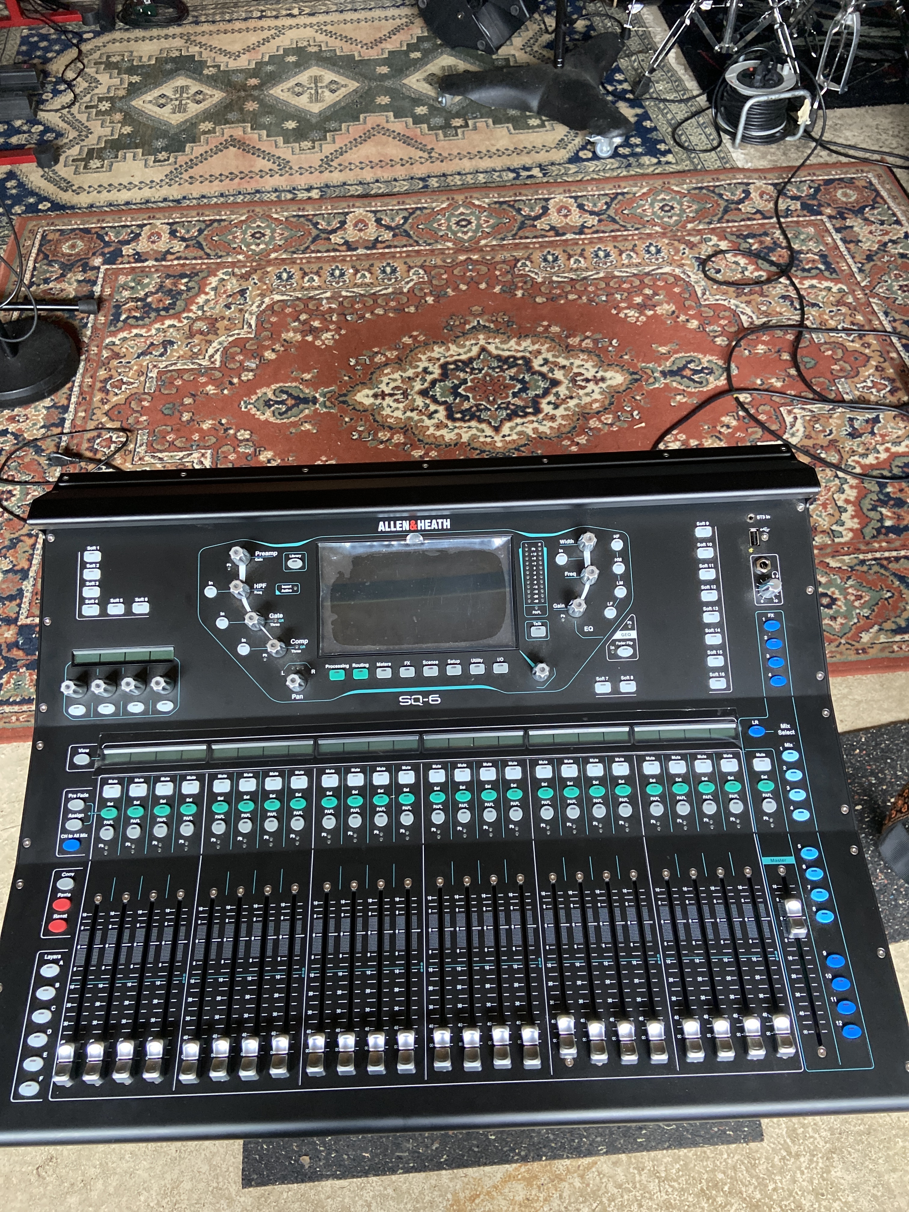 Vends table mixage Allen and Heath SQ6