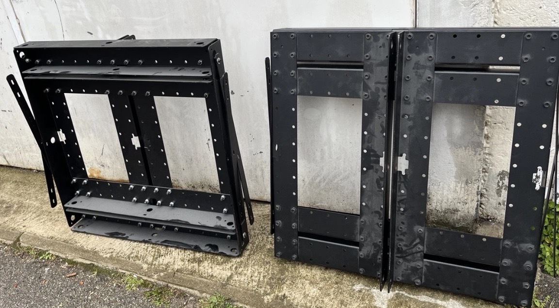 LOT de 2 bumpers METAL / L-acoustics / L Acoustics