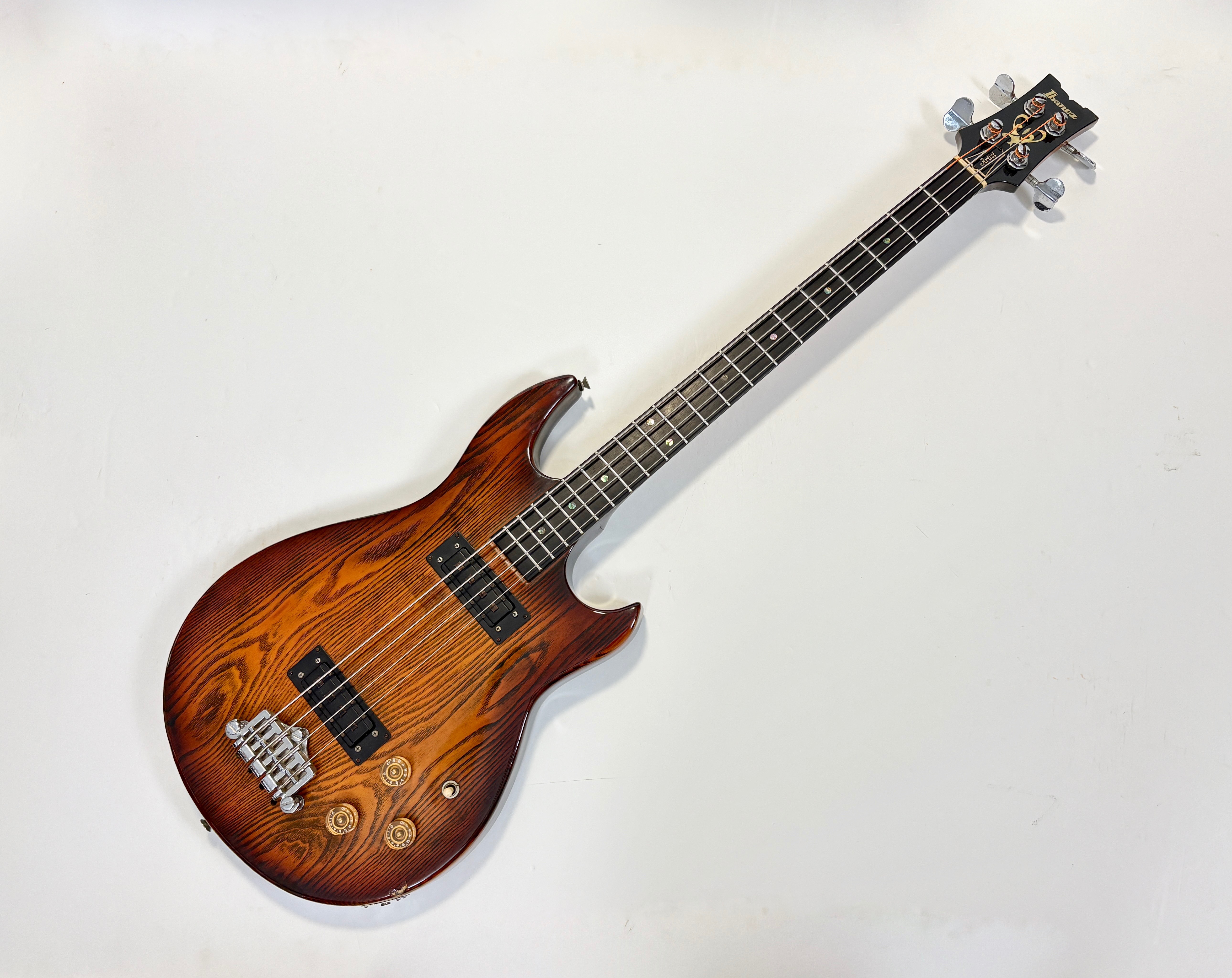 Ibanez 2626B Artist Series Bass 1977 Antique Violin