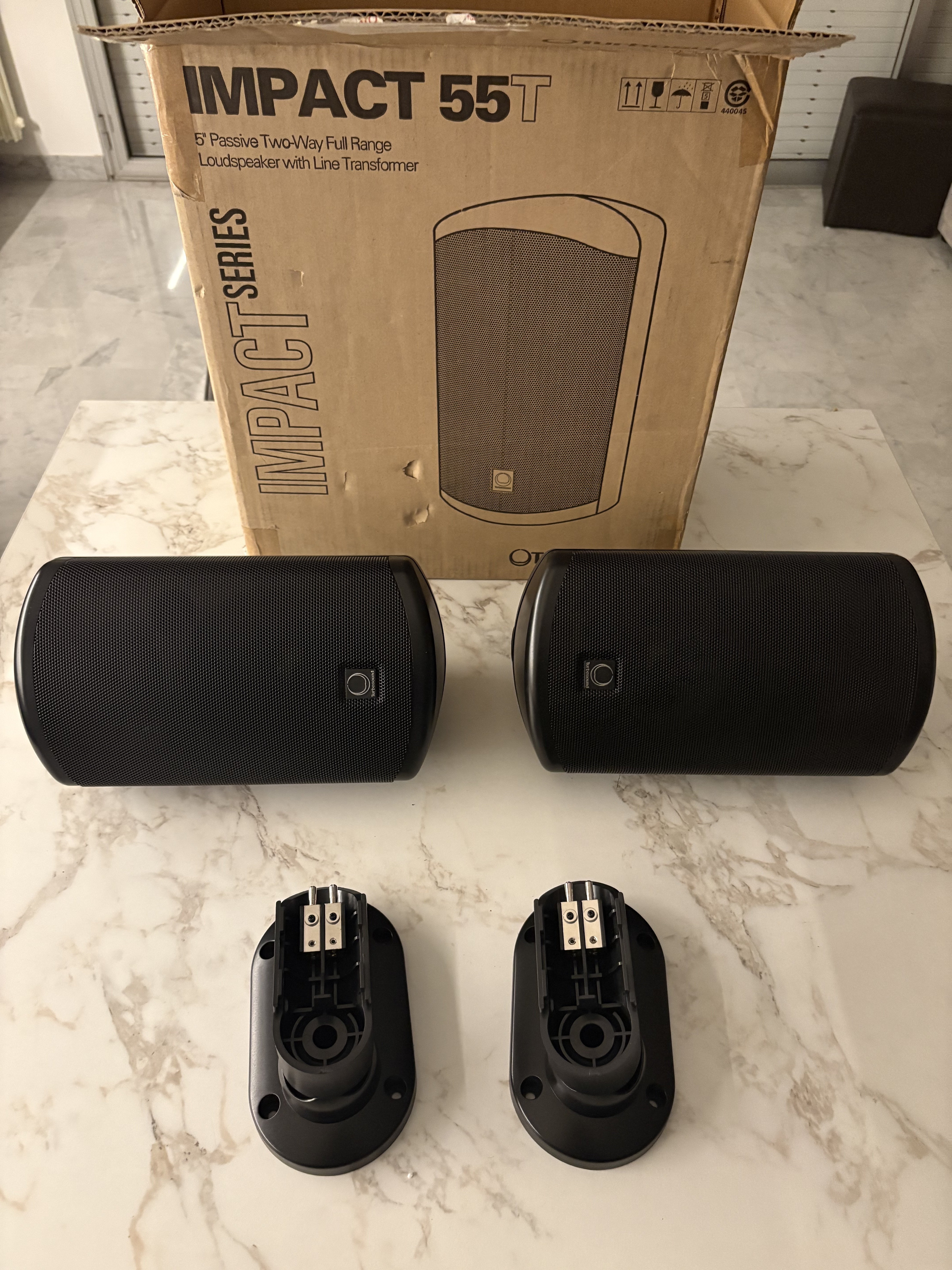 ? Paire d'enceintes passives Turbosound Impact 55T – Noir – NEUVE – 100V / 16 Ohms – Installation fixe