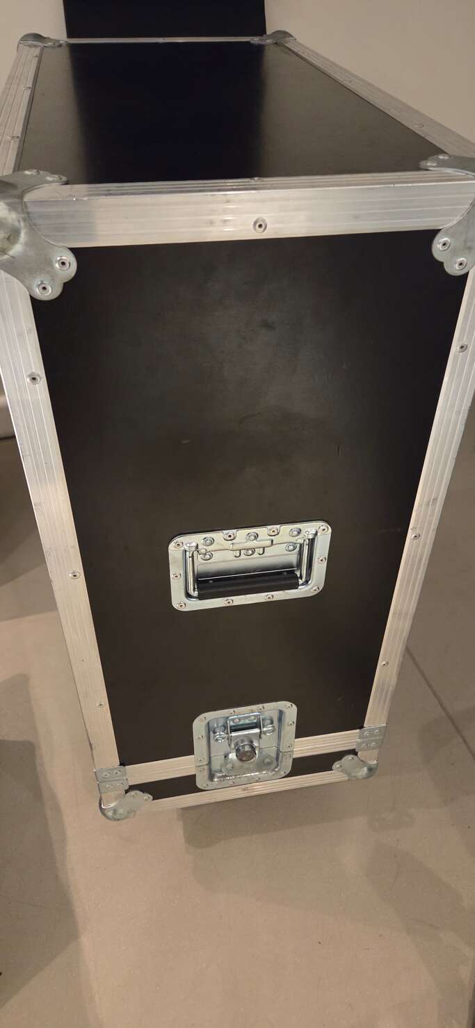 cab-marshall-1966-5205909@2x