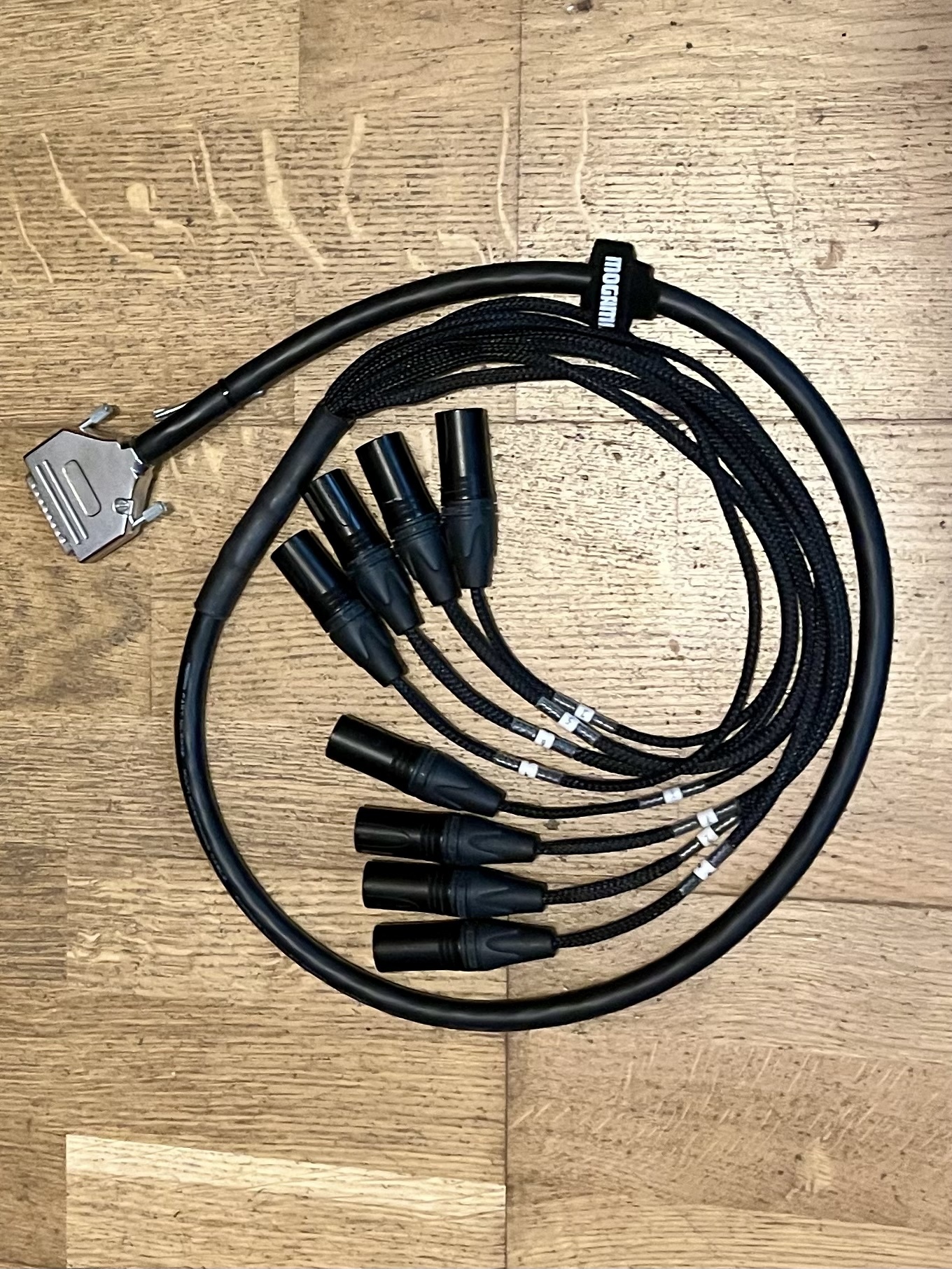 Mogami câble multi DB25 vers XLR-M 1,5M