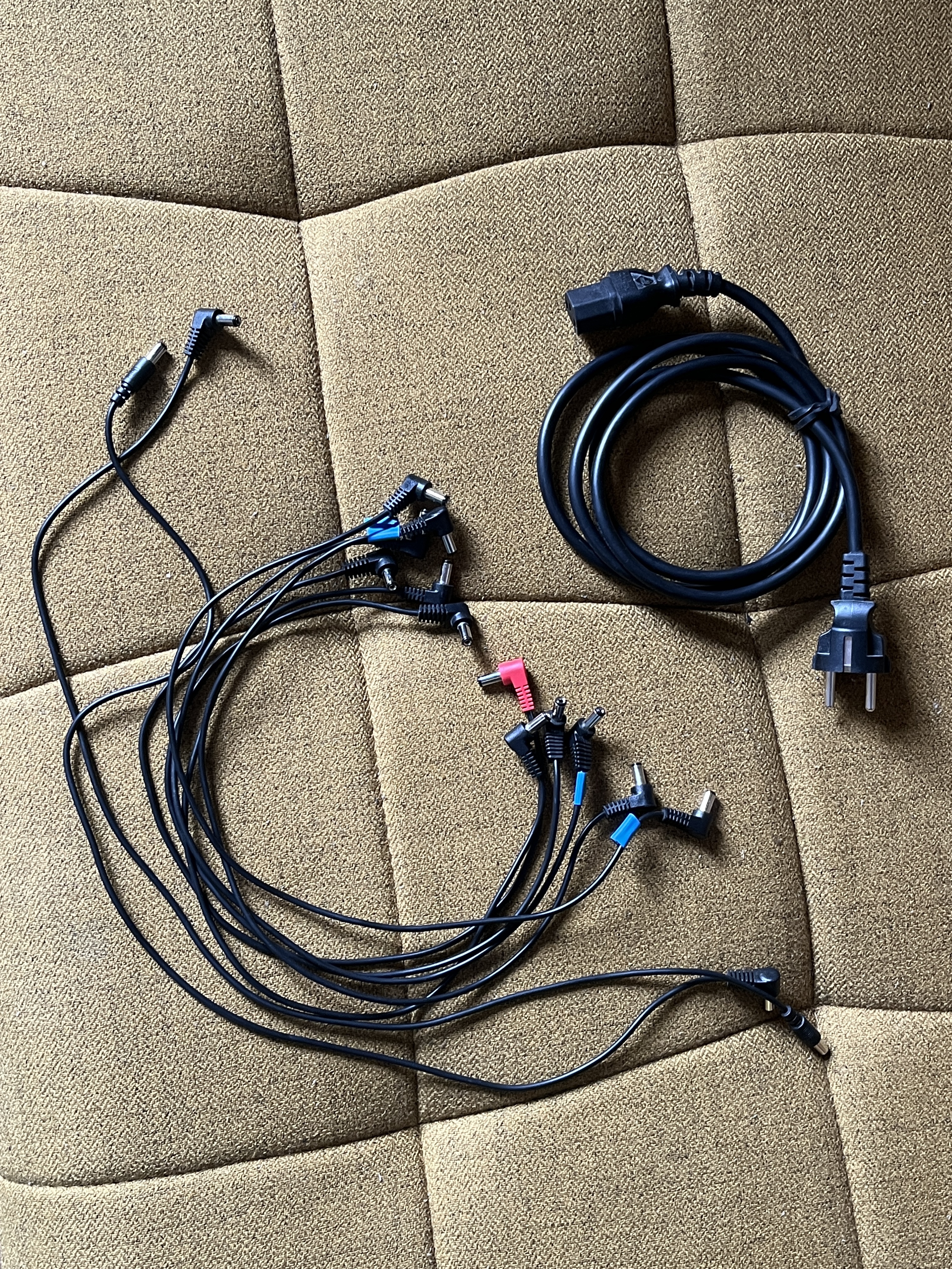 Voodoo Lab Pedal Power 2 Plus (87185)