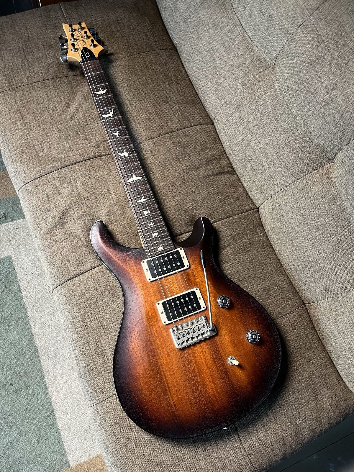 PRS CE24 – Excellent état – Modèle USA – Vente rapide – 1 550 €