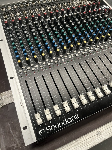 Soundcraft M12 (16532)