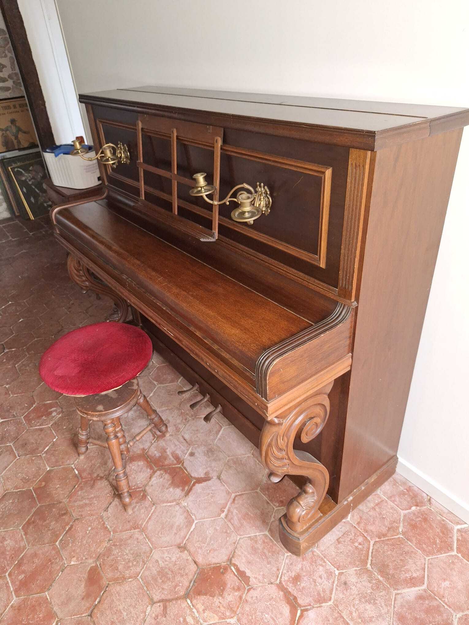PIANO DROIT RAMEAU TYPE ANTIBE