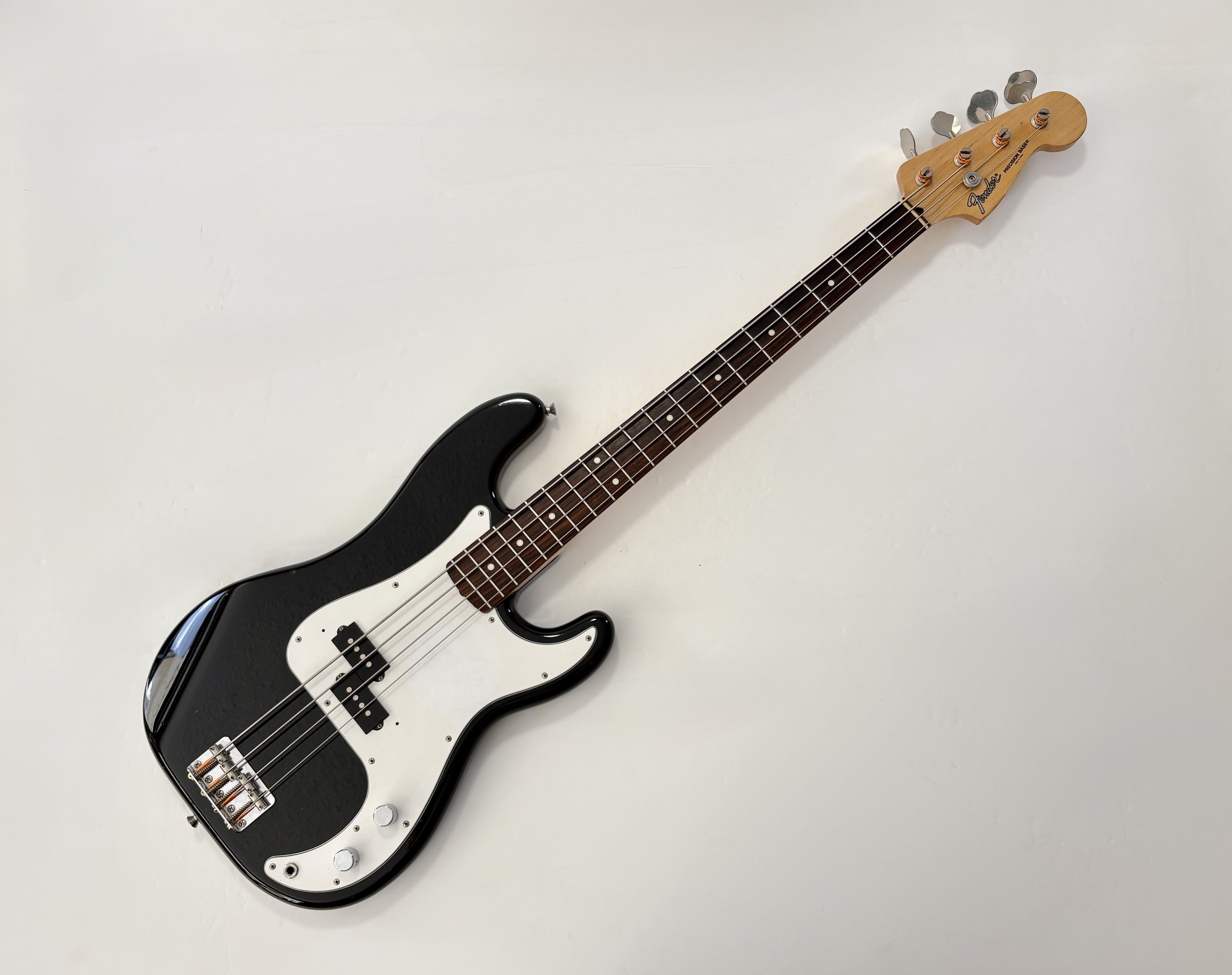 Fender Precision Bass Standard 1994-1995 Black made in Japan