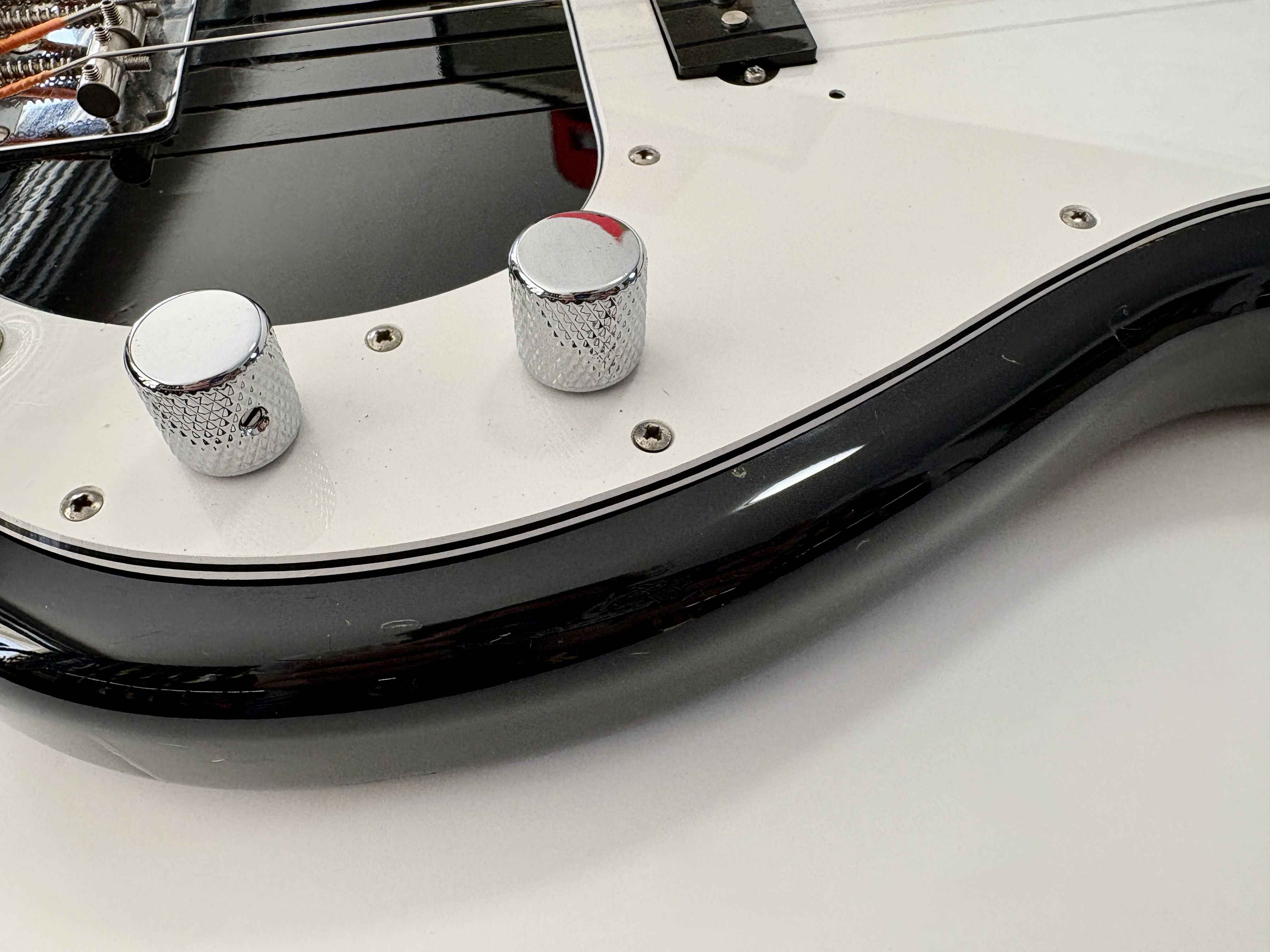 Fender Precision Bass Japan (80527)