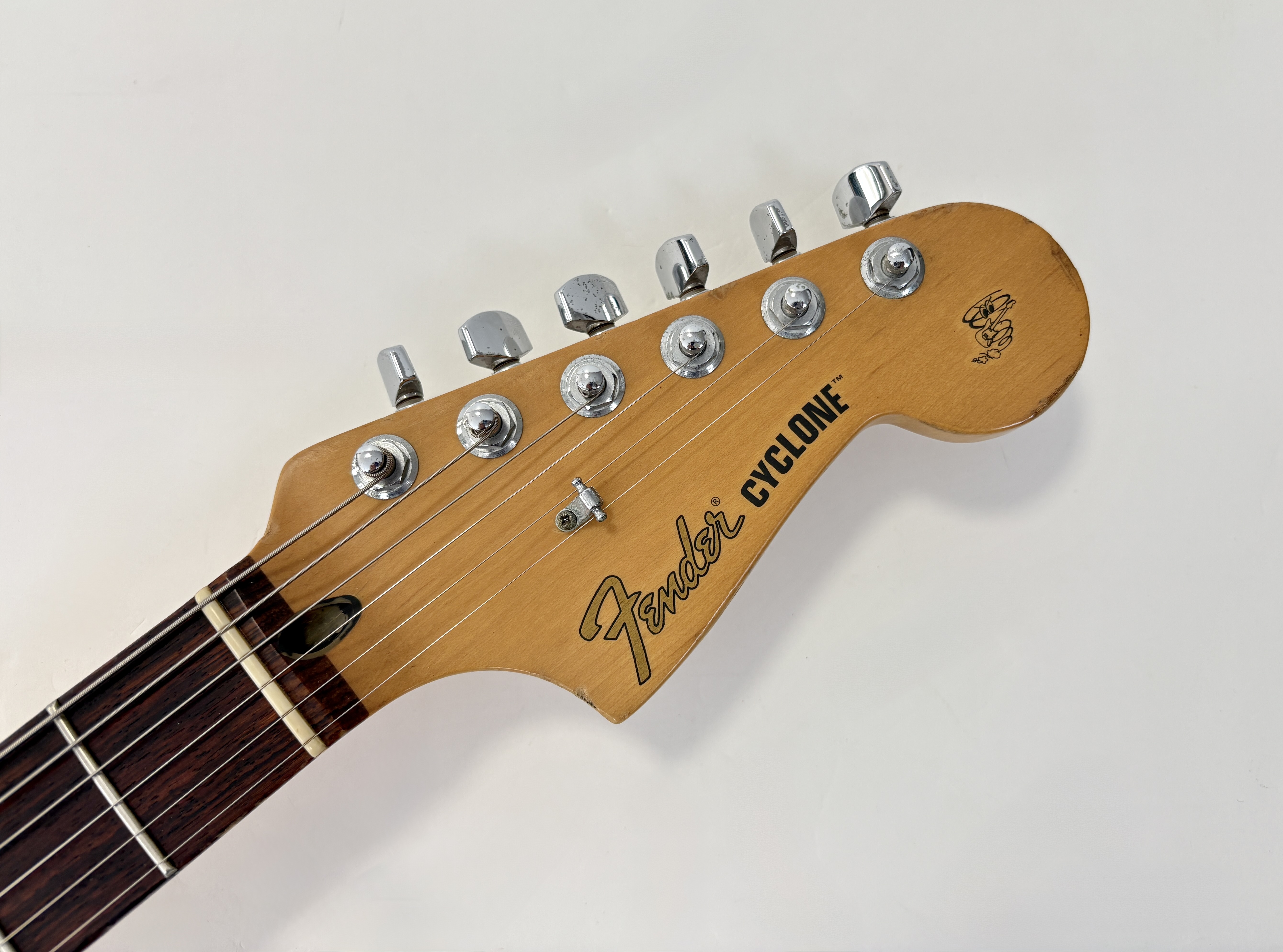 Fender Deluxe Cyclone (15346)