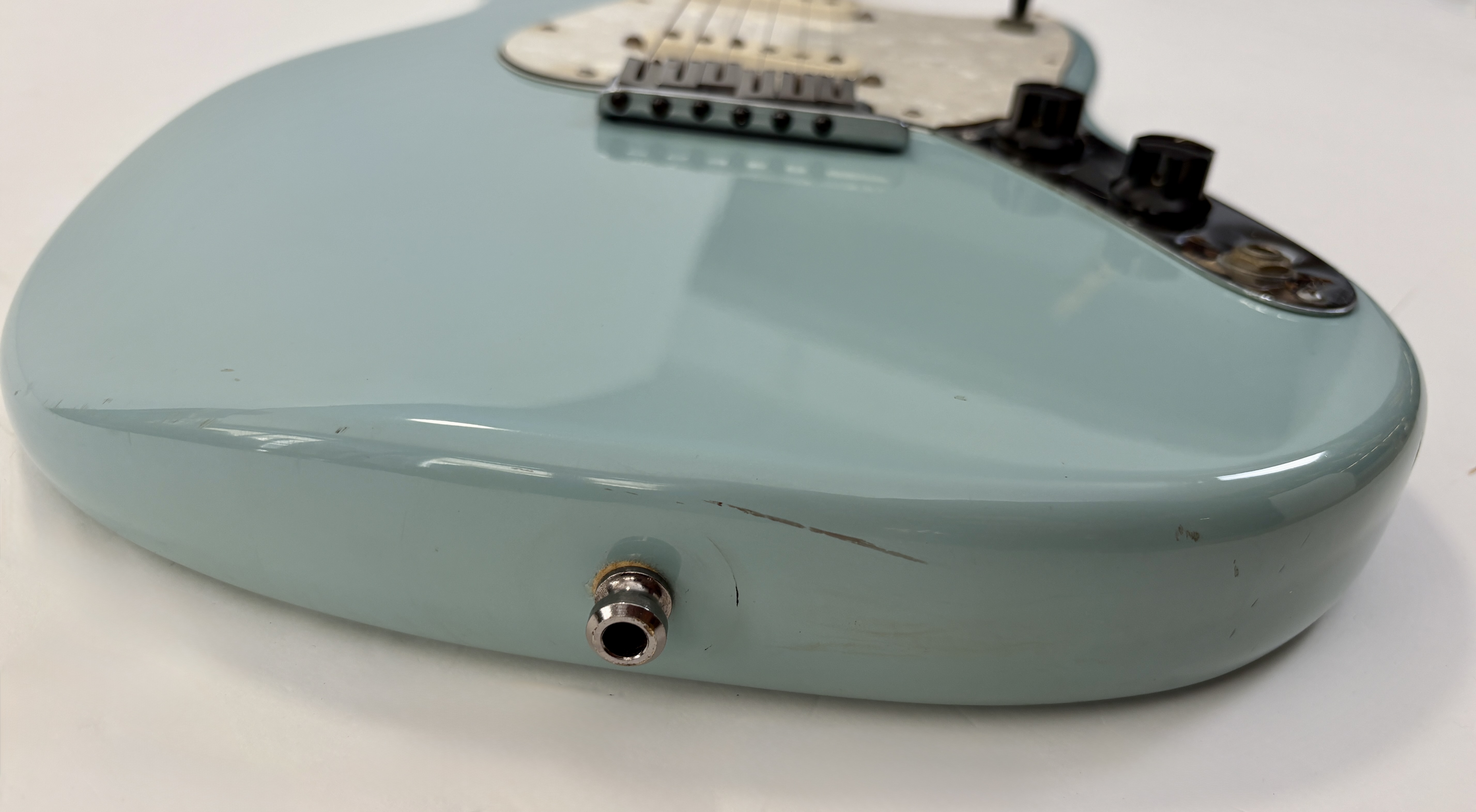 Fender Deluxe Cyclone (80155)