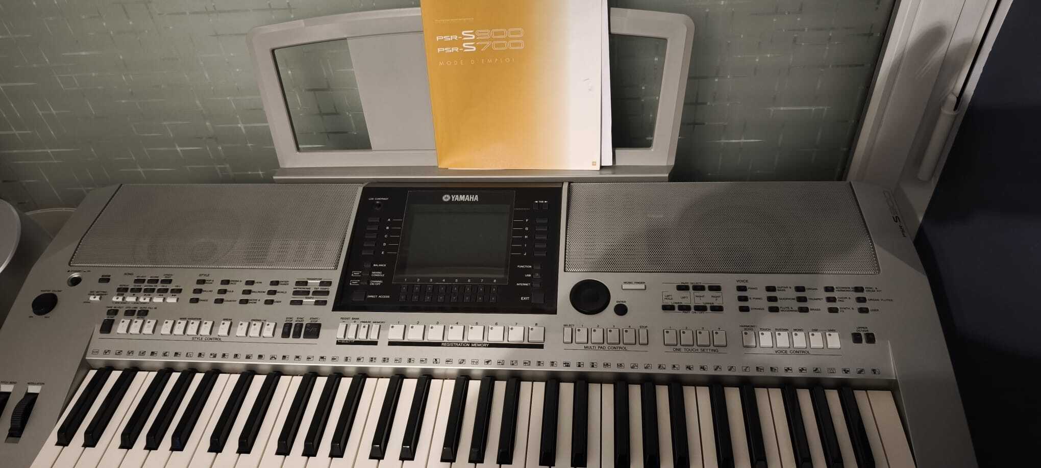 CLAVIER WORKSTATION YAMAHA PSR S900