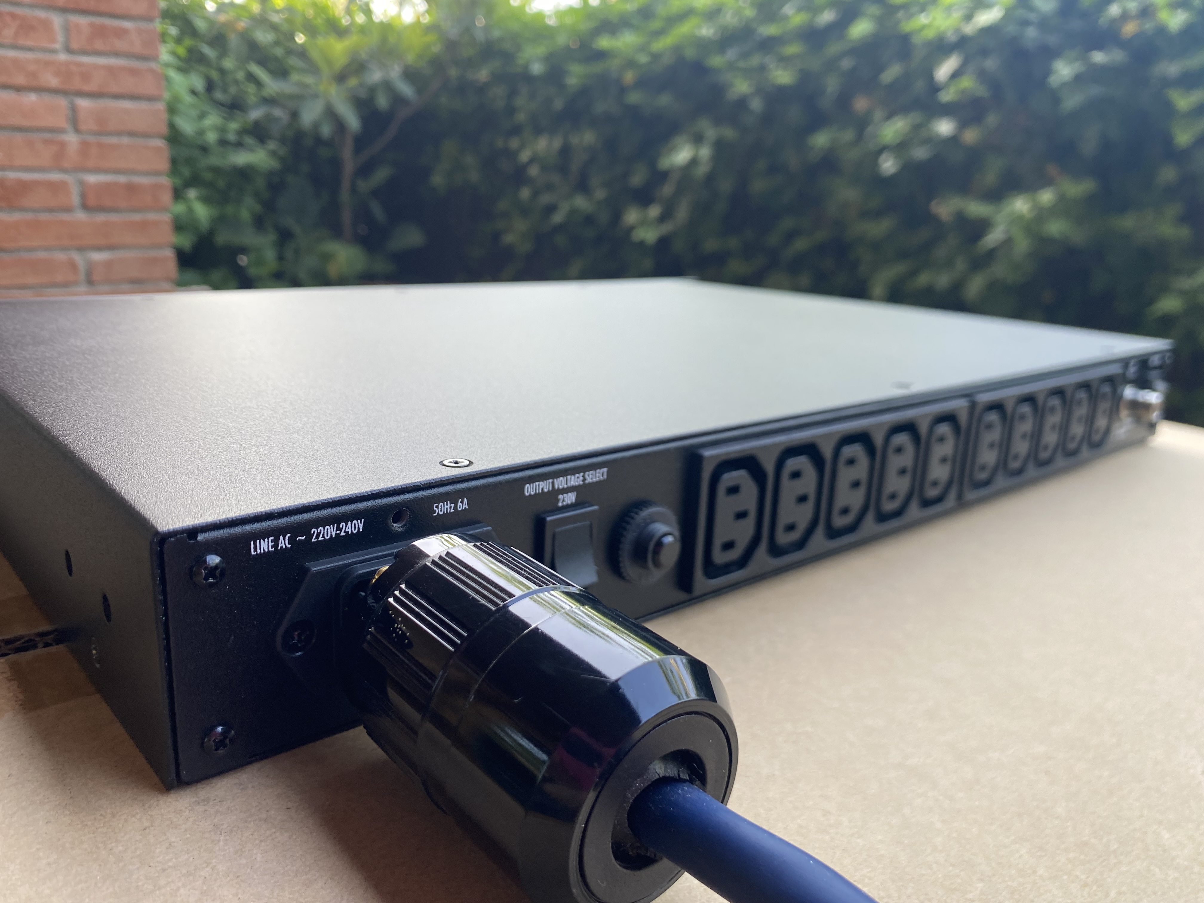 Furman P-1400 AR E  (85706)