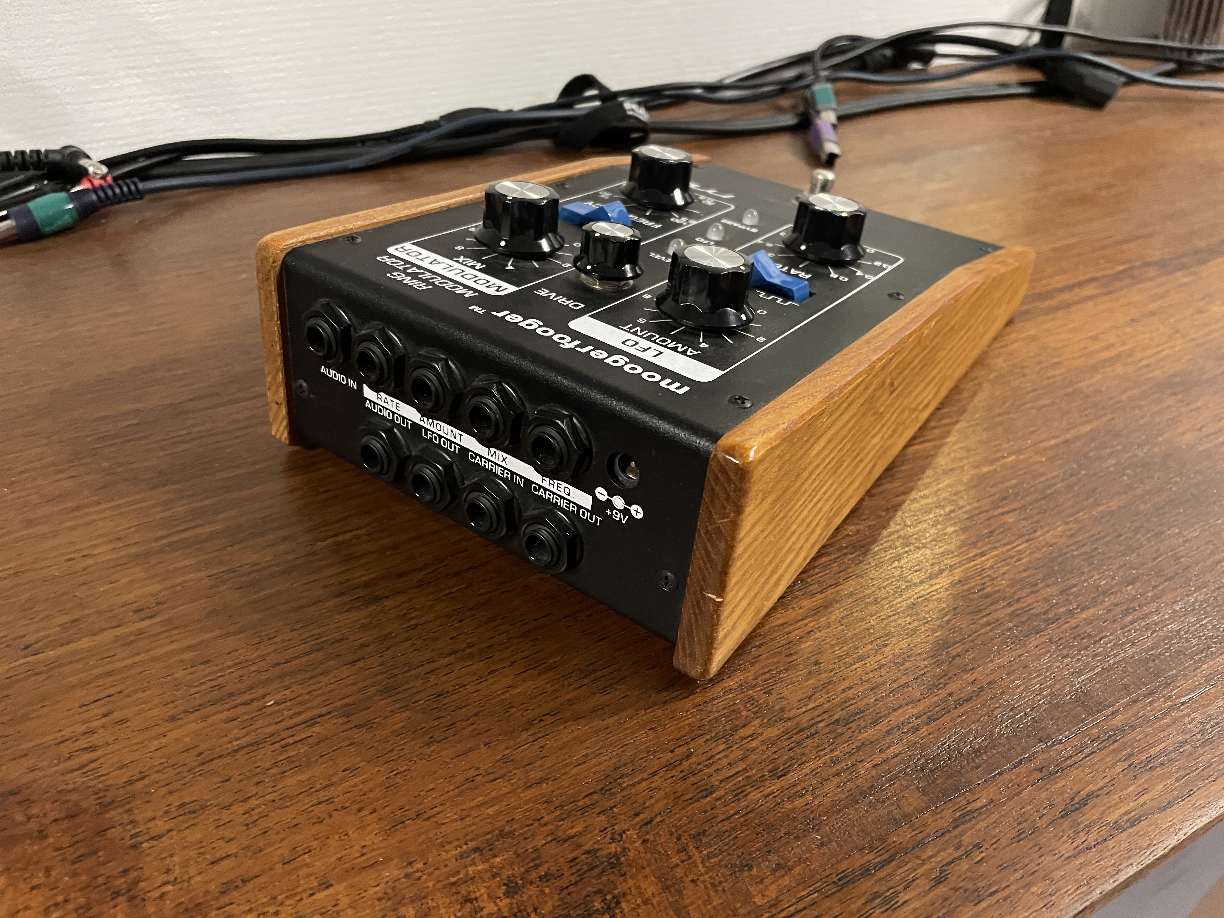MF102 3
