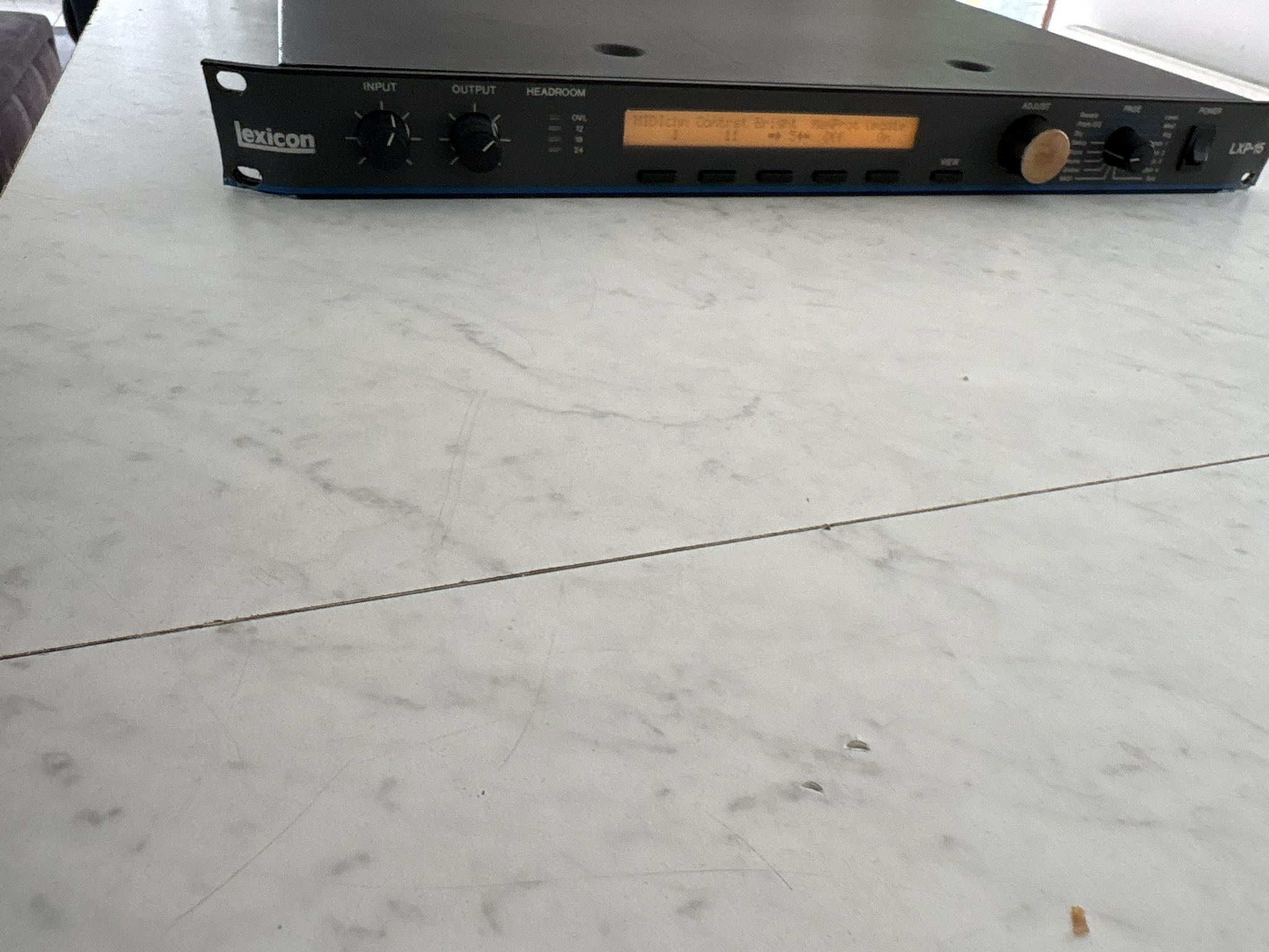 lexicon LXP 15 pour pièces ou réparation 