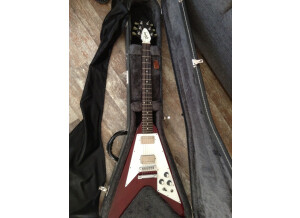 Gibson Flying V Faded - Worn Cherry (48227)