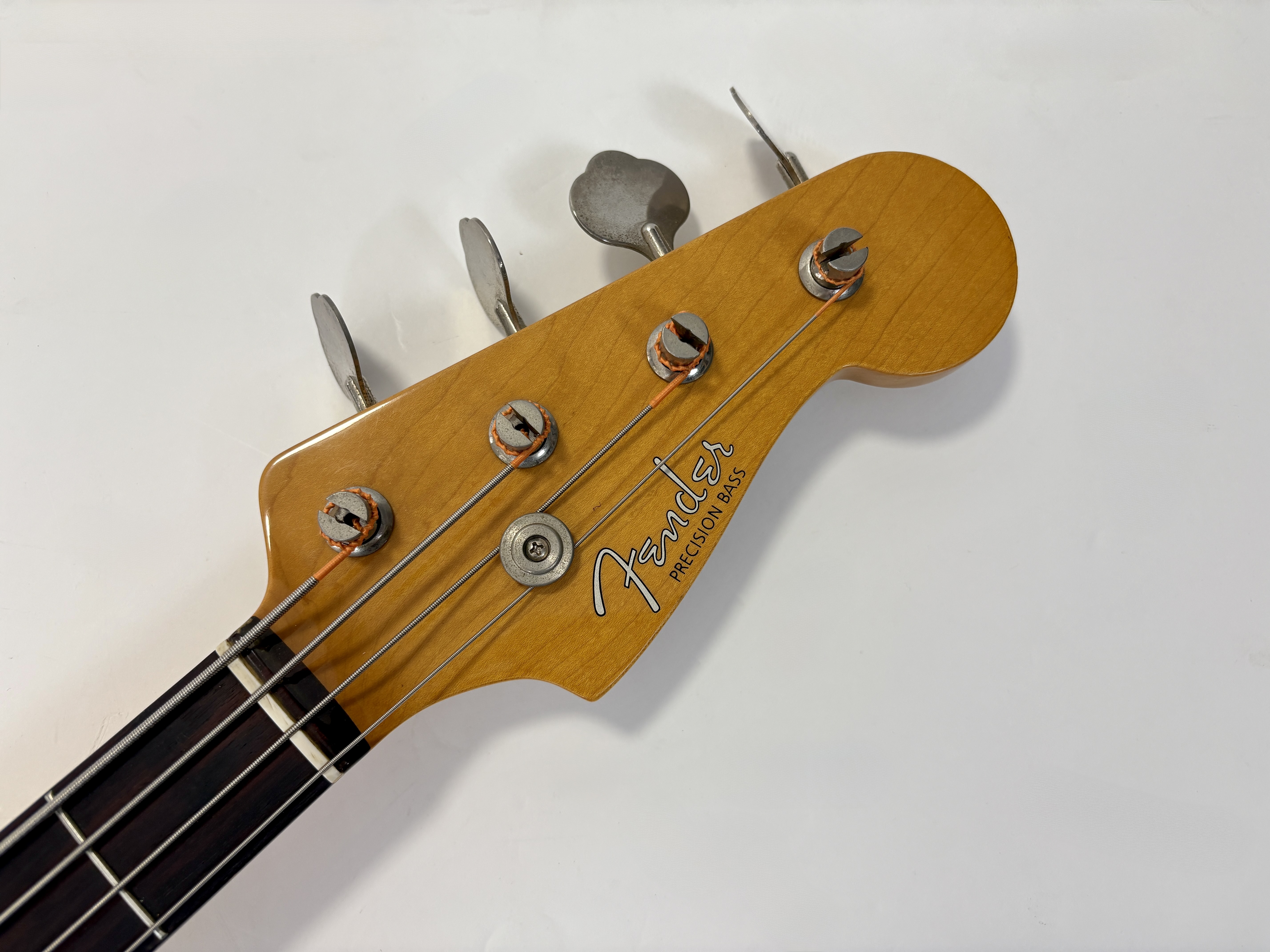 Fender Precision Bass Japan (69689)