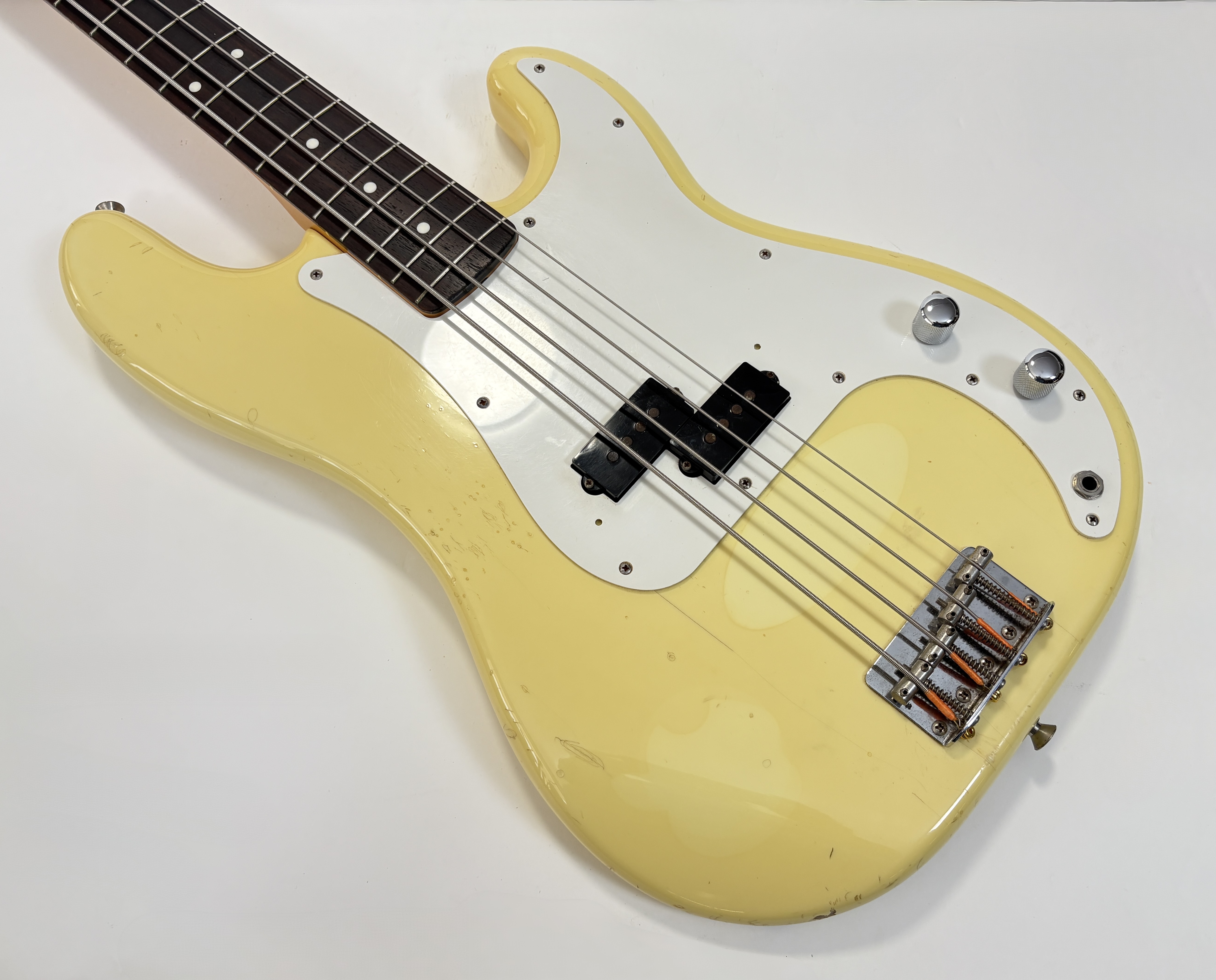 Fender Precision Bass Japan (1013)