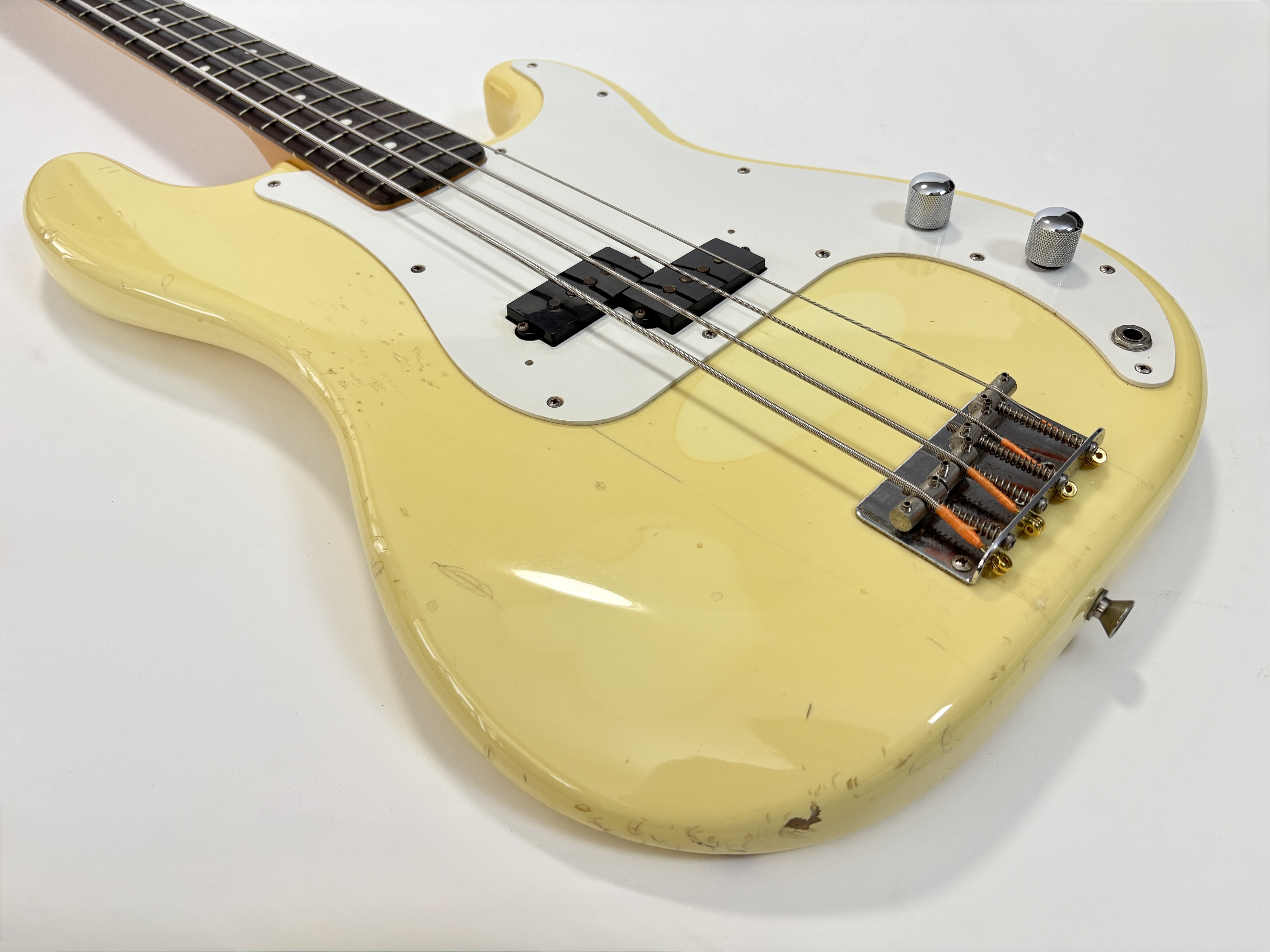Fender Precision Bass Japan (30021)