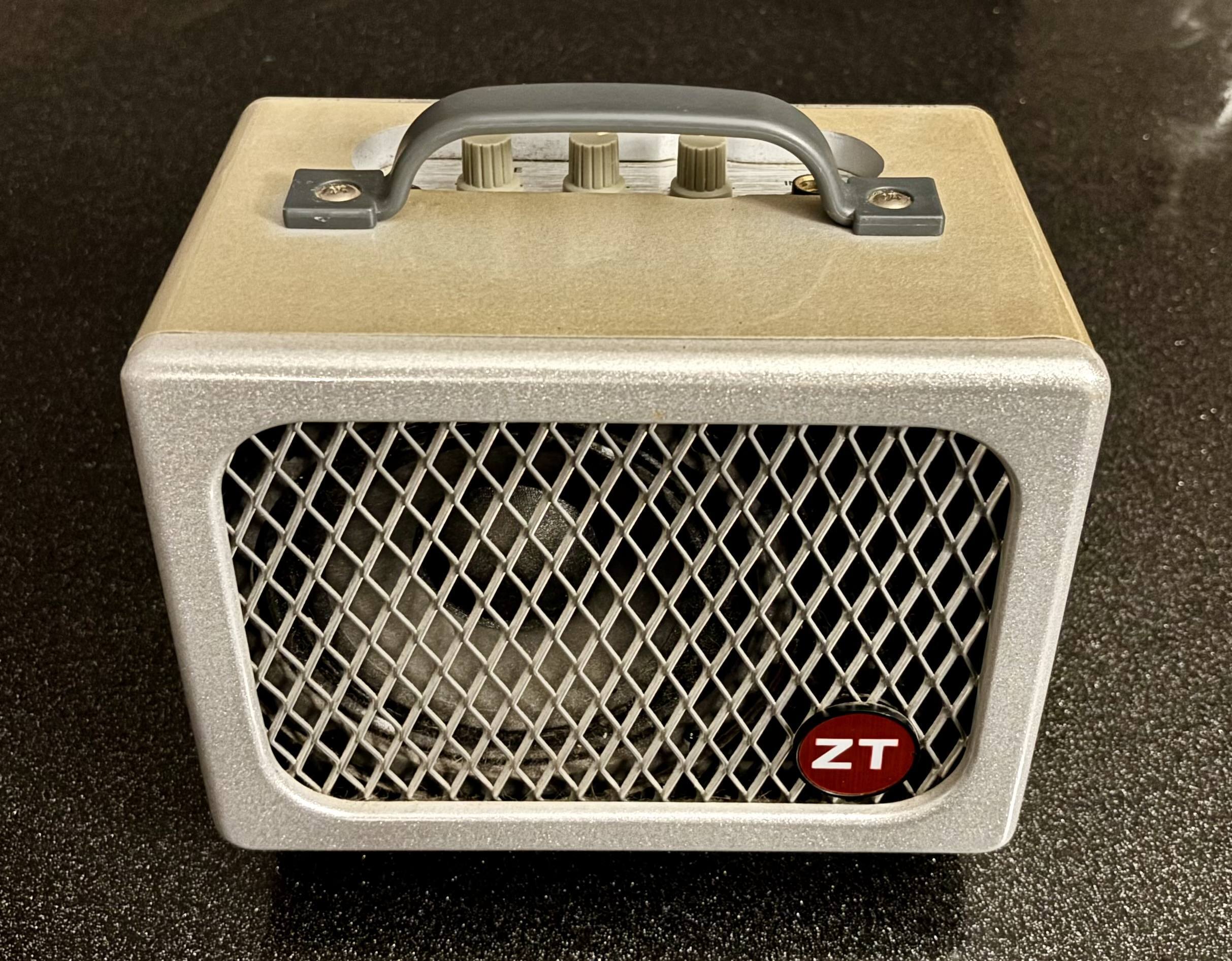 ZT Lunchbox Junior guitar amp