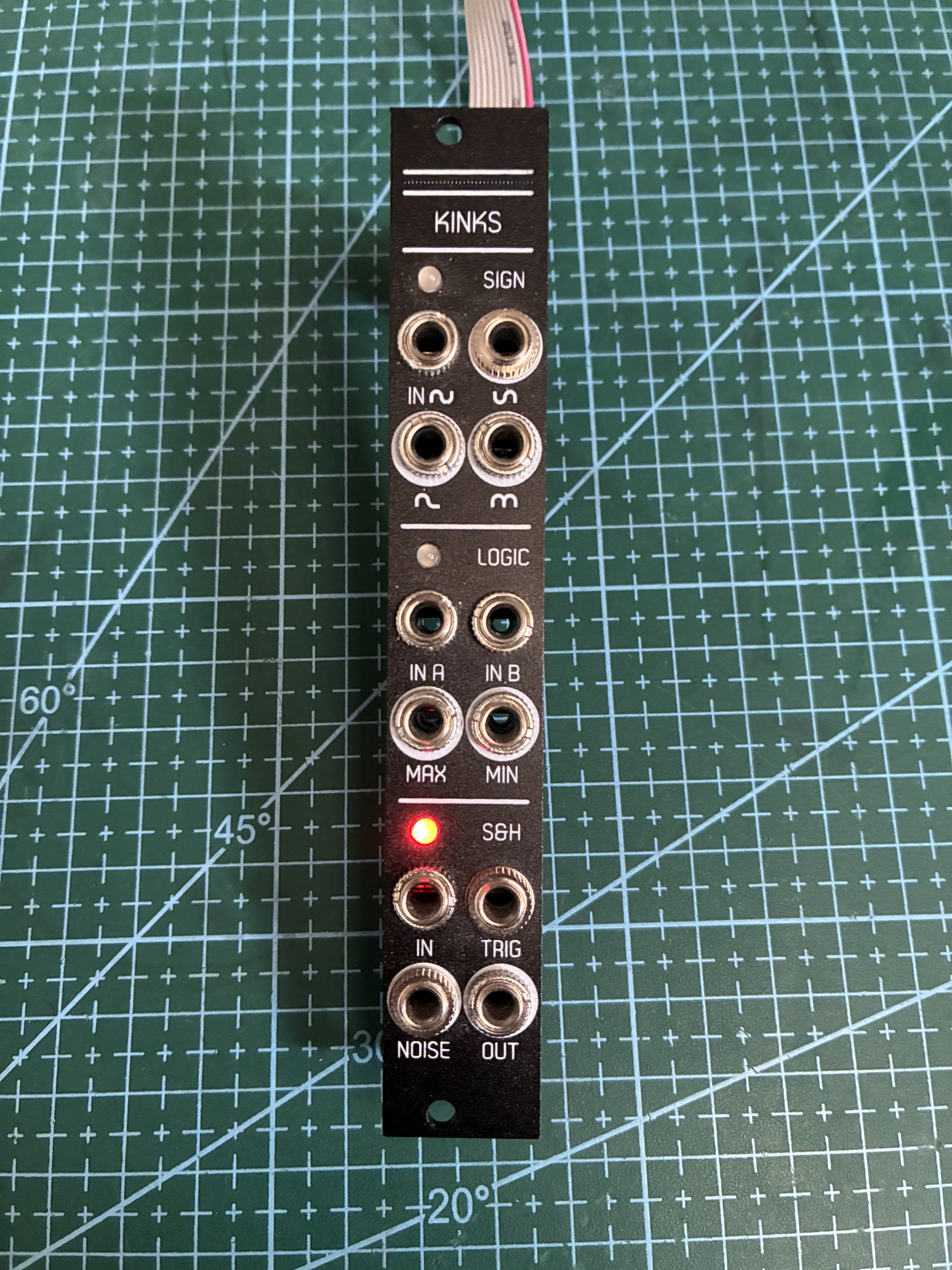 Vends Mutable Instruments Kinks DIY clone très bon état