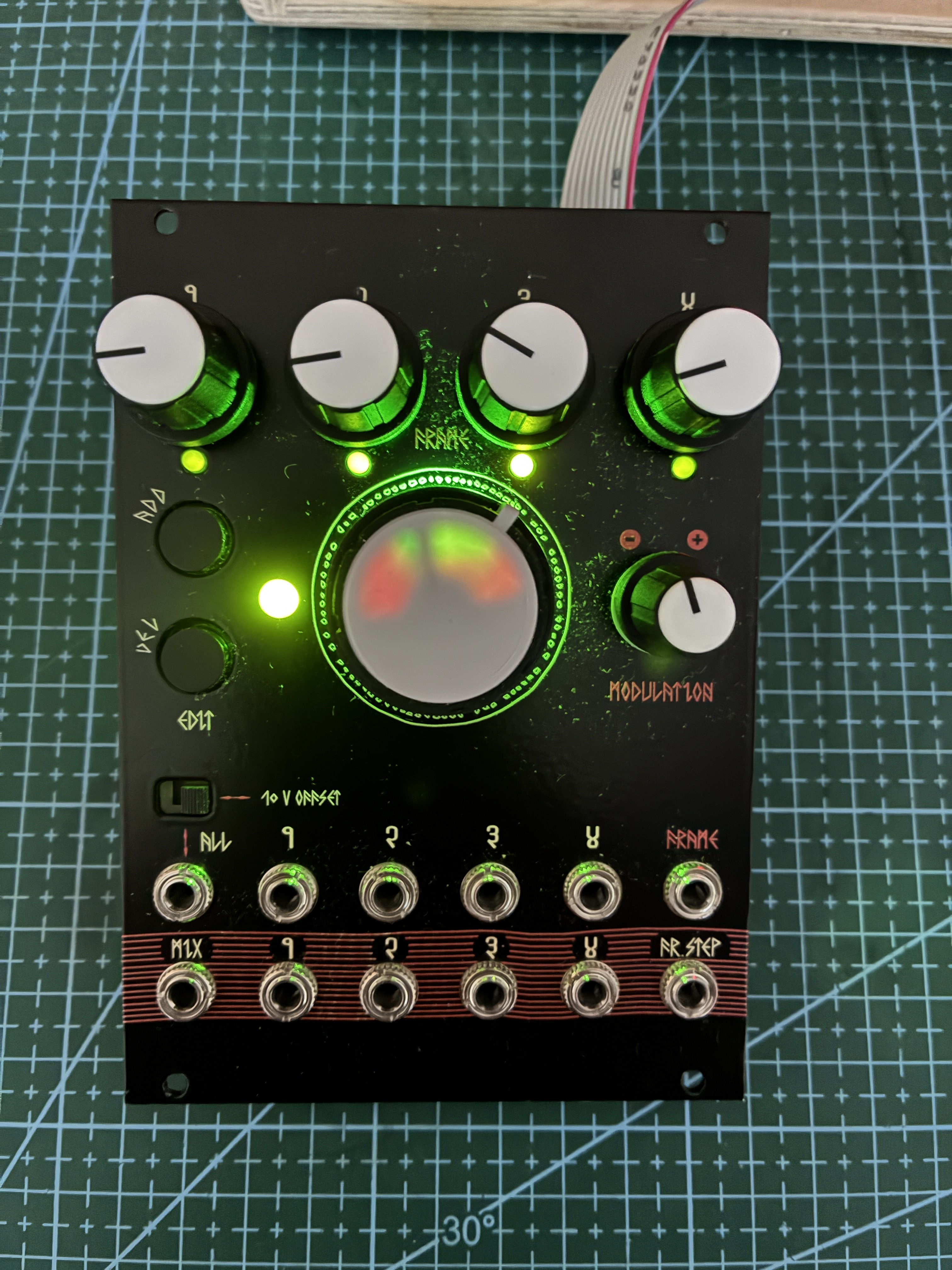 Vends Mutable Instruments Frames DIY clone bon état