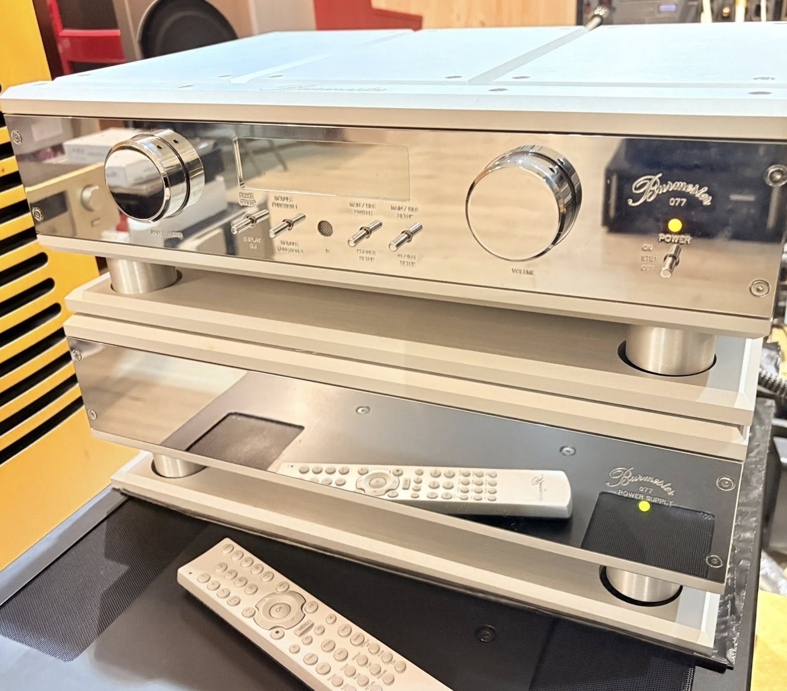Burmester 077 Pre-amplifier