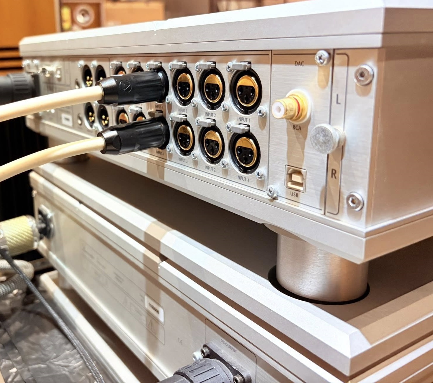 Burmester 077 pre