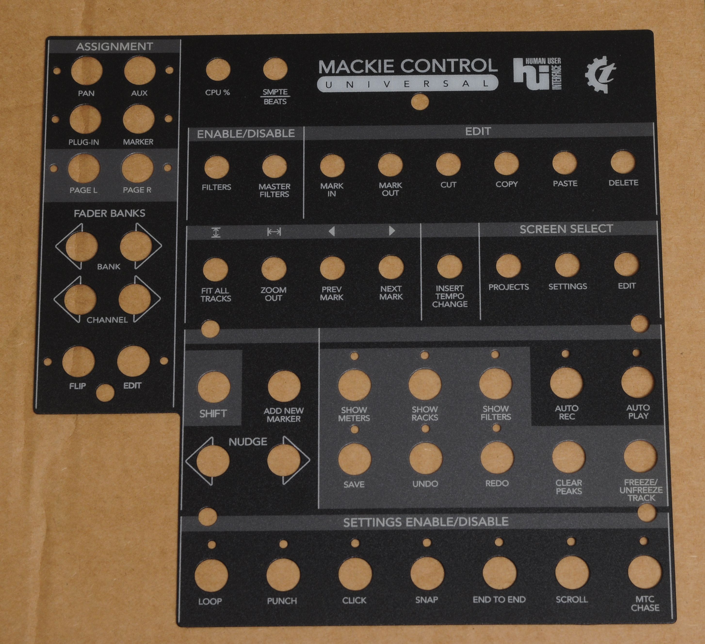 Overlay autocollant TRACKTION pour Mackie control universal MK1
