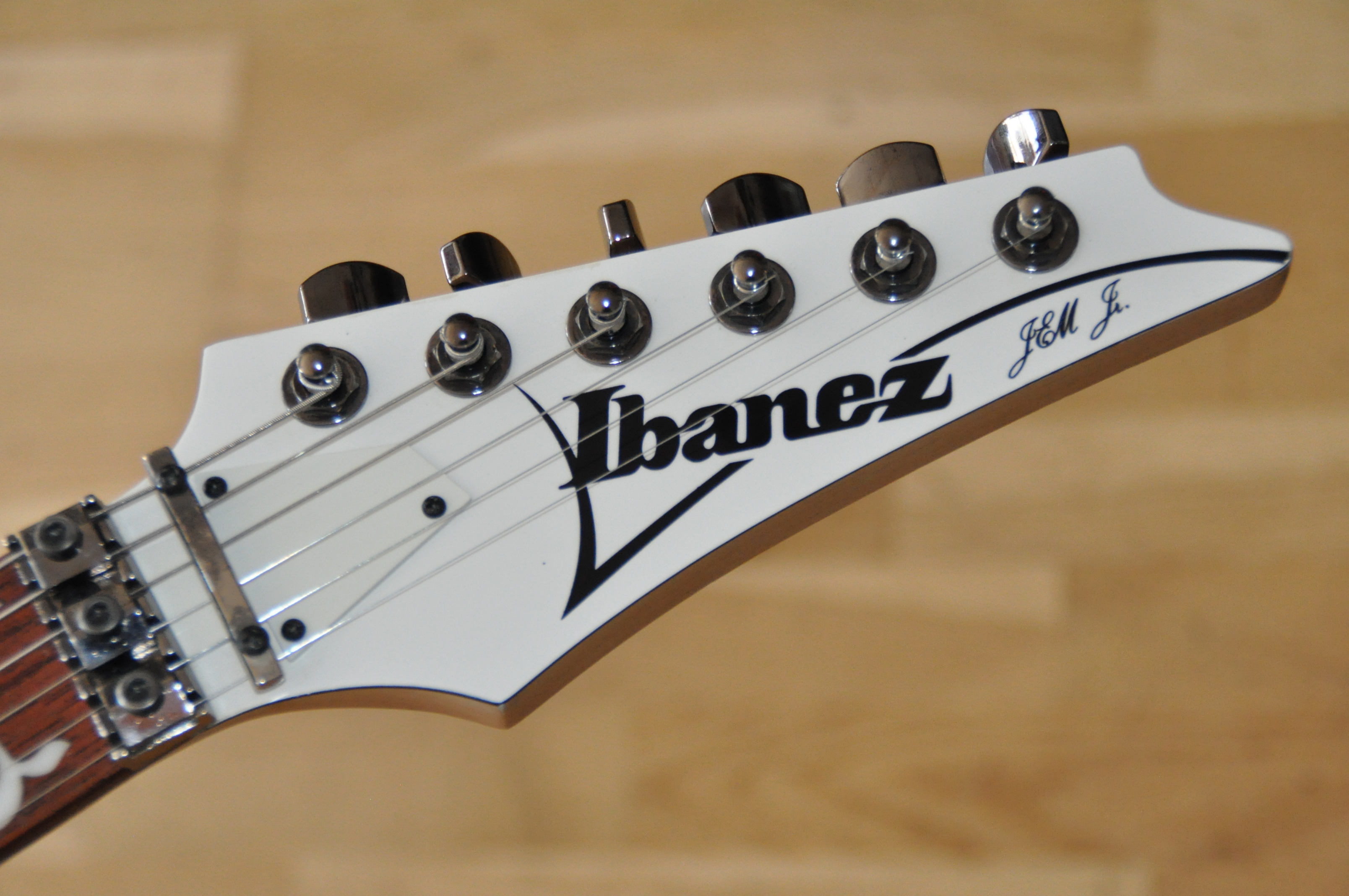 Ibanez JEMJR (2015) (43826)