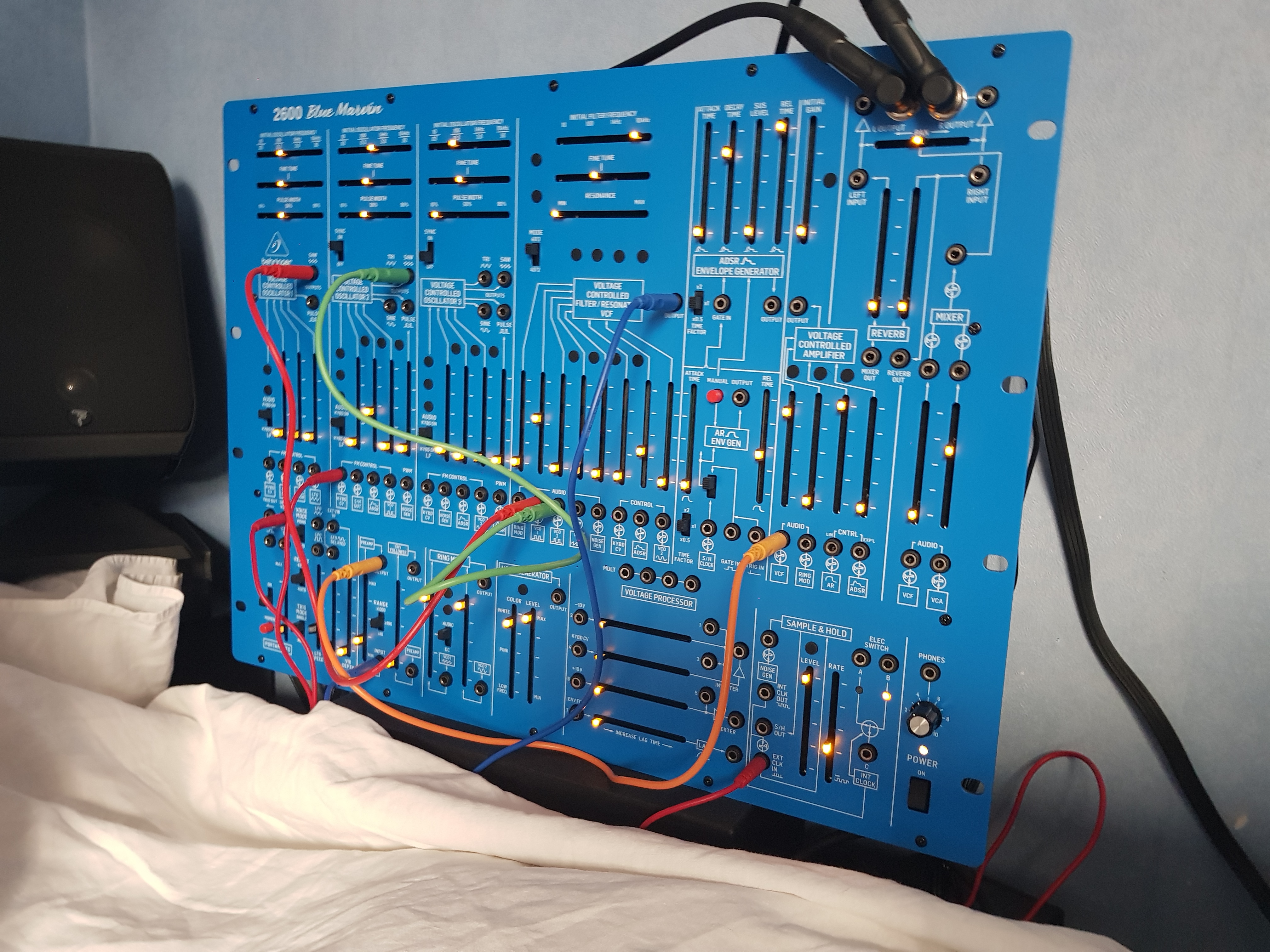 Behringer 2600 Blue Marvin