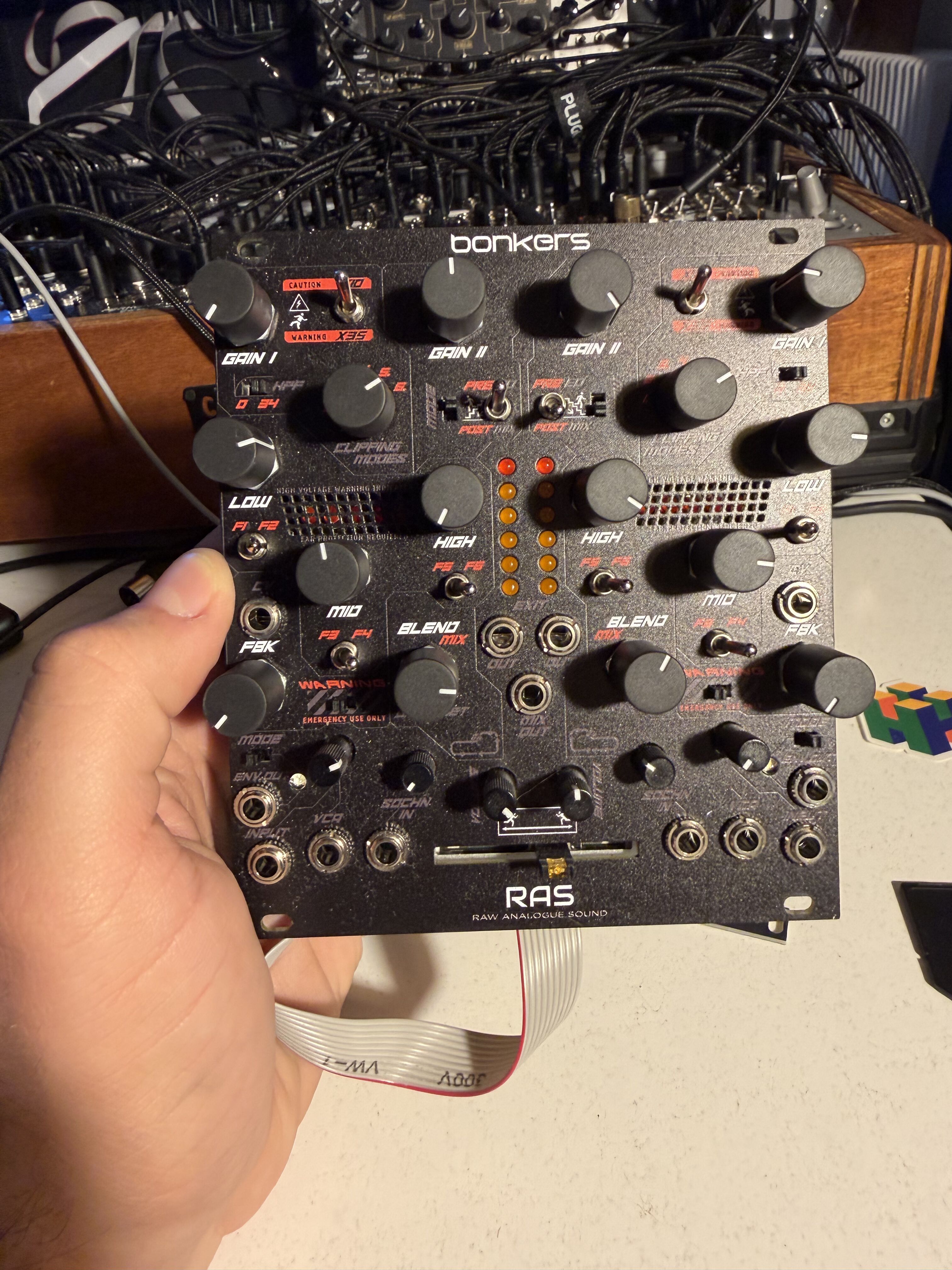 Vends Raw Analogue Sound - Bonkers + Case Paris