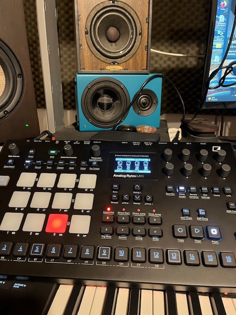 analog rytm mk 2 + decksaver