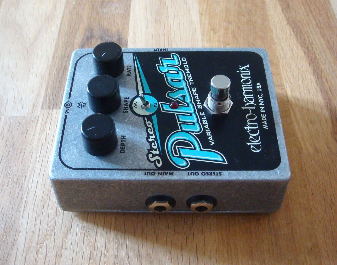 Electro-Harmonix Stereo Pulsar (73766)