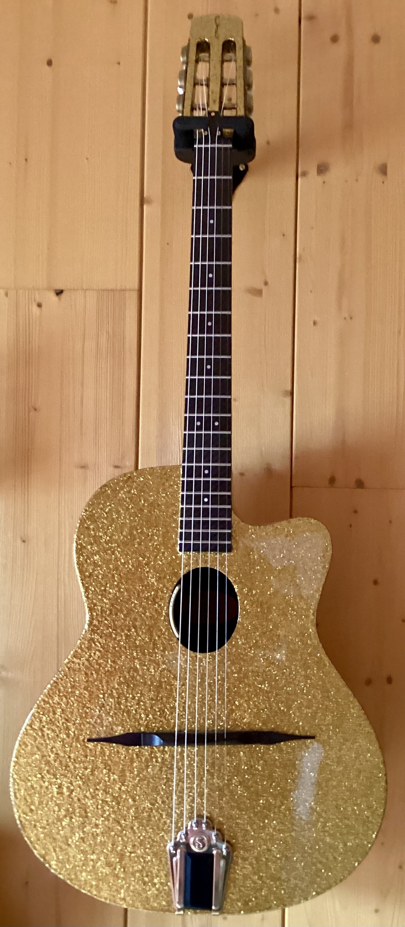 Magnifique Guitare Jazz Manouche de Luthier !