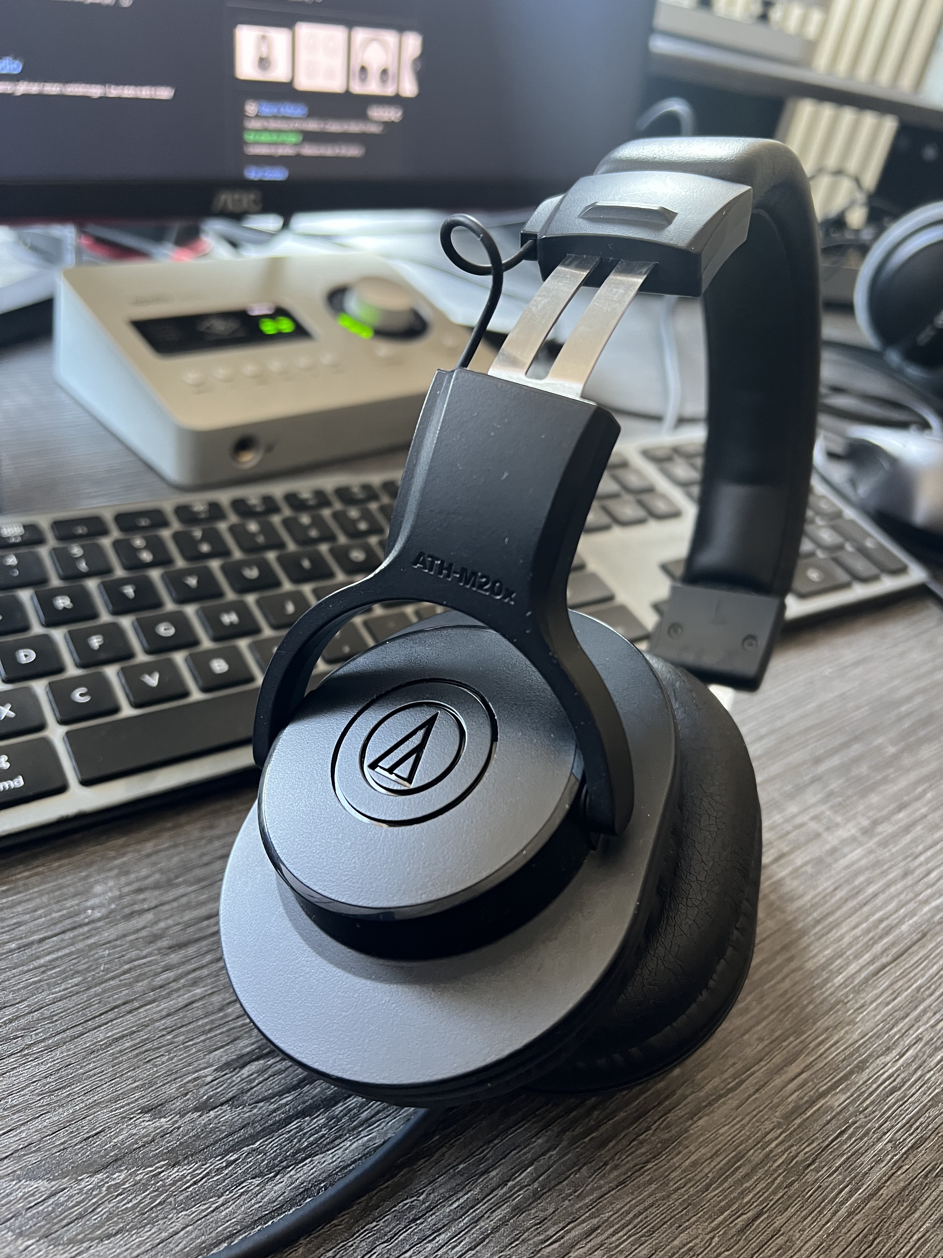 Audio technica ath mx20x casque fermé