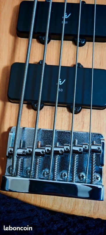 Washburn XB500 (27478)