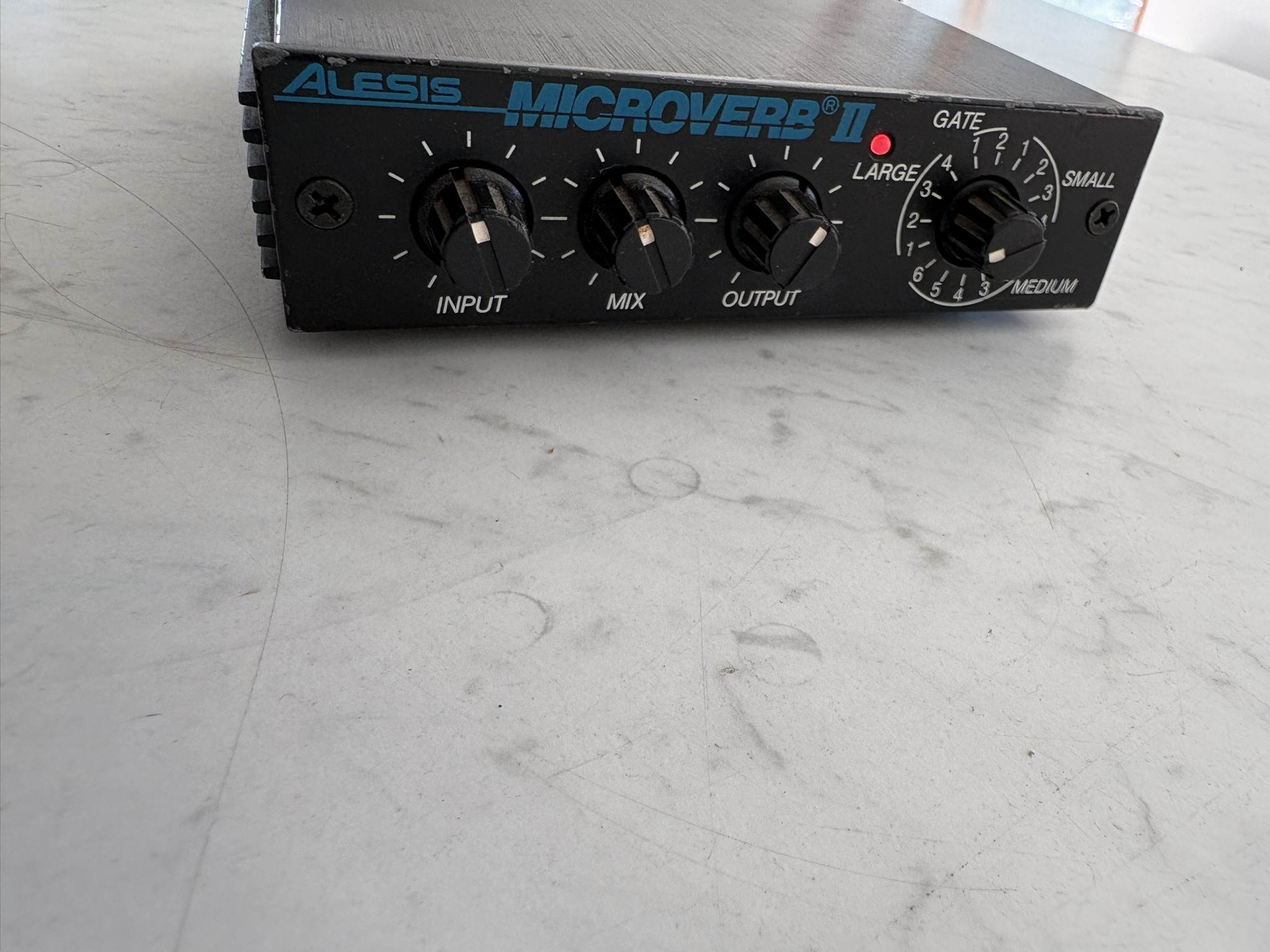 alesis microverb 2