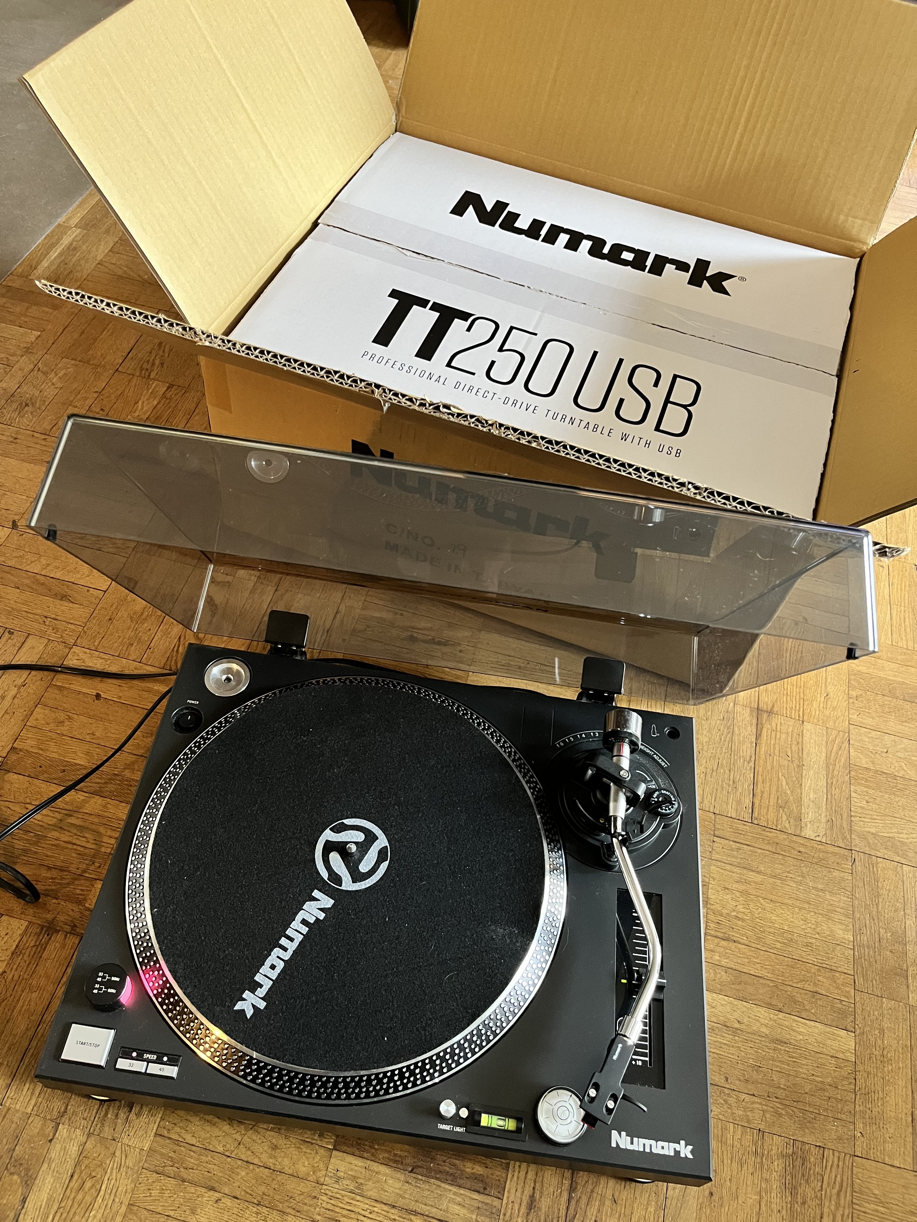Numark TT250USB (67535)
