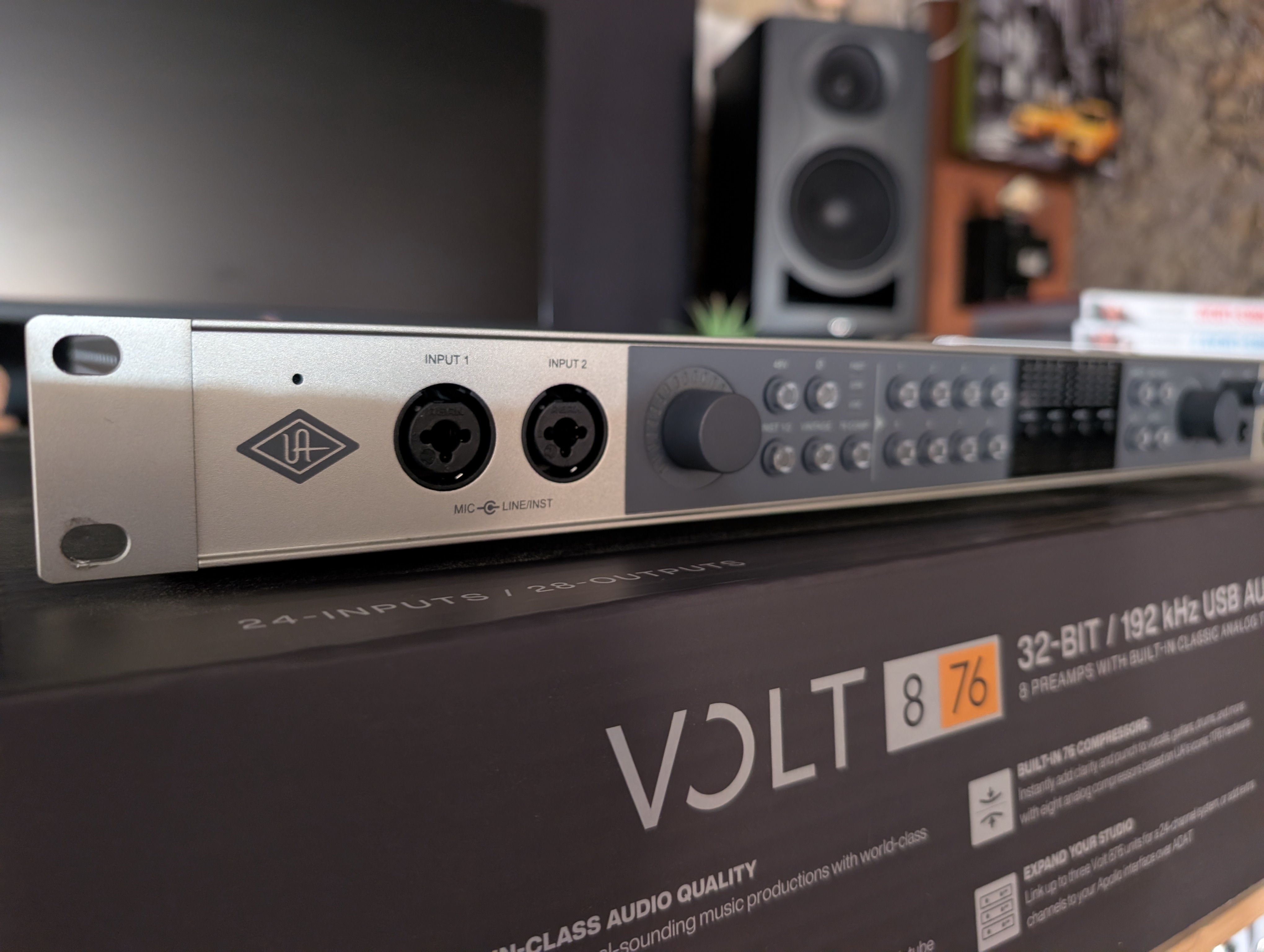 Universal Audio Volt 876 (49024)