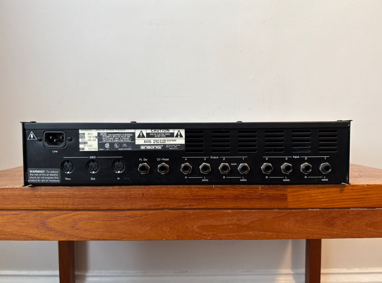 Ensoniq DP4+ (43365)