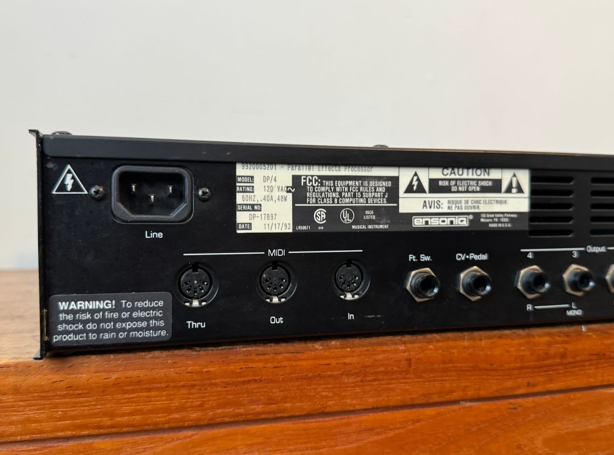 Ensoniq DP4+ (99427)