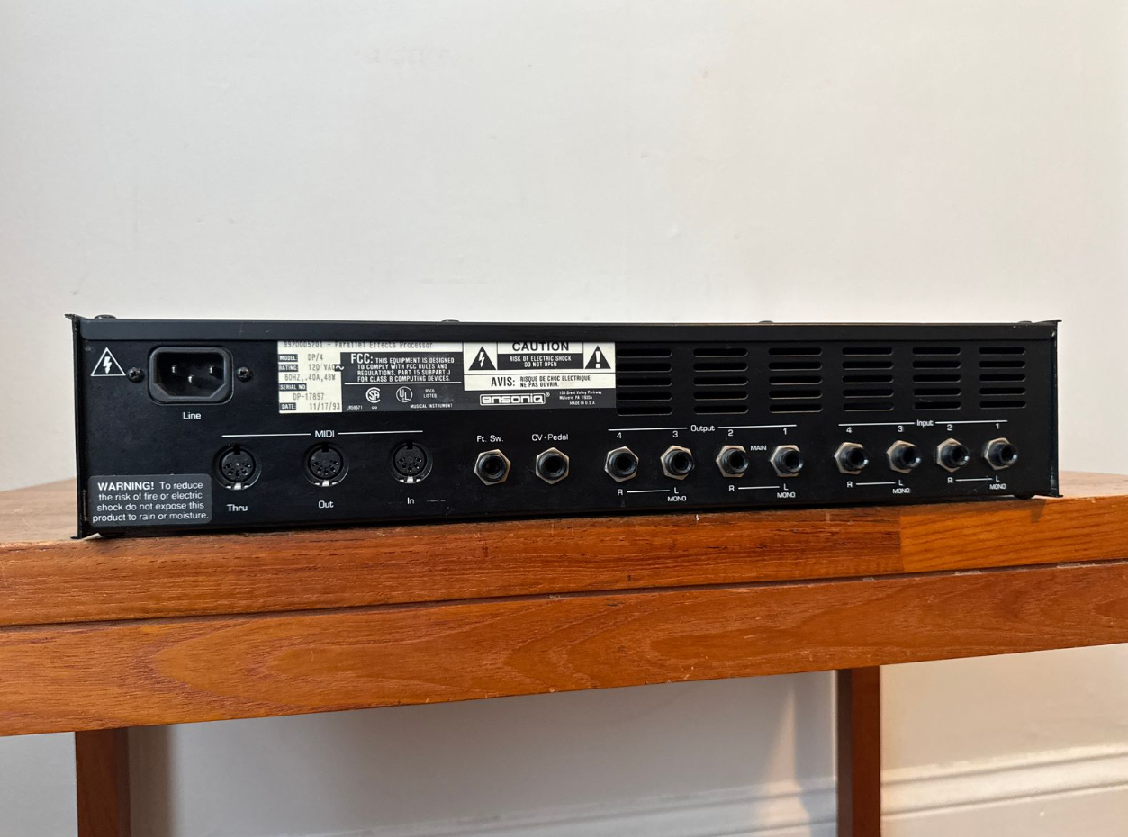 Ensoniq DP4+ (71885)