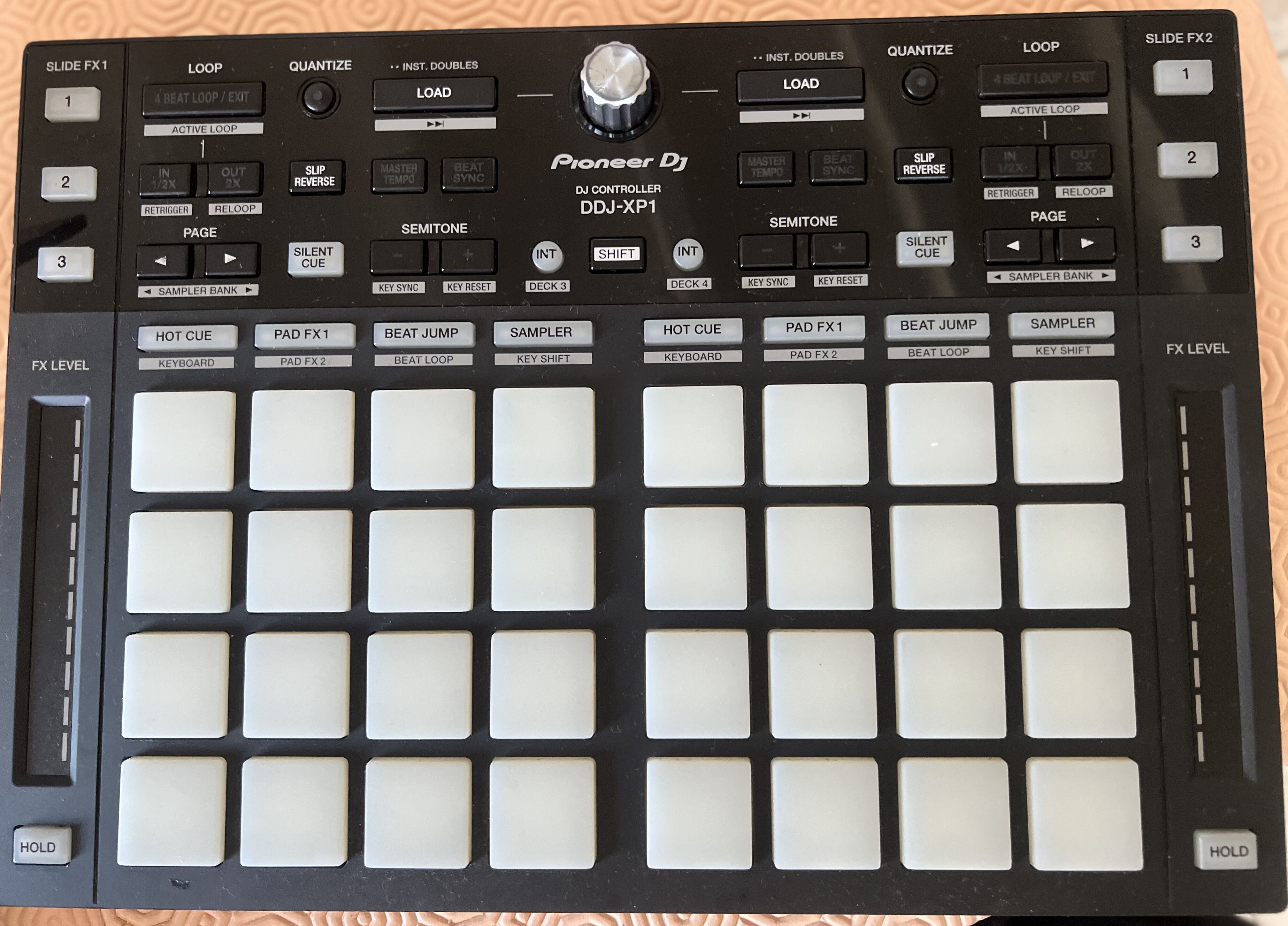 Vends Pioneer DJ DDJ-XP1