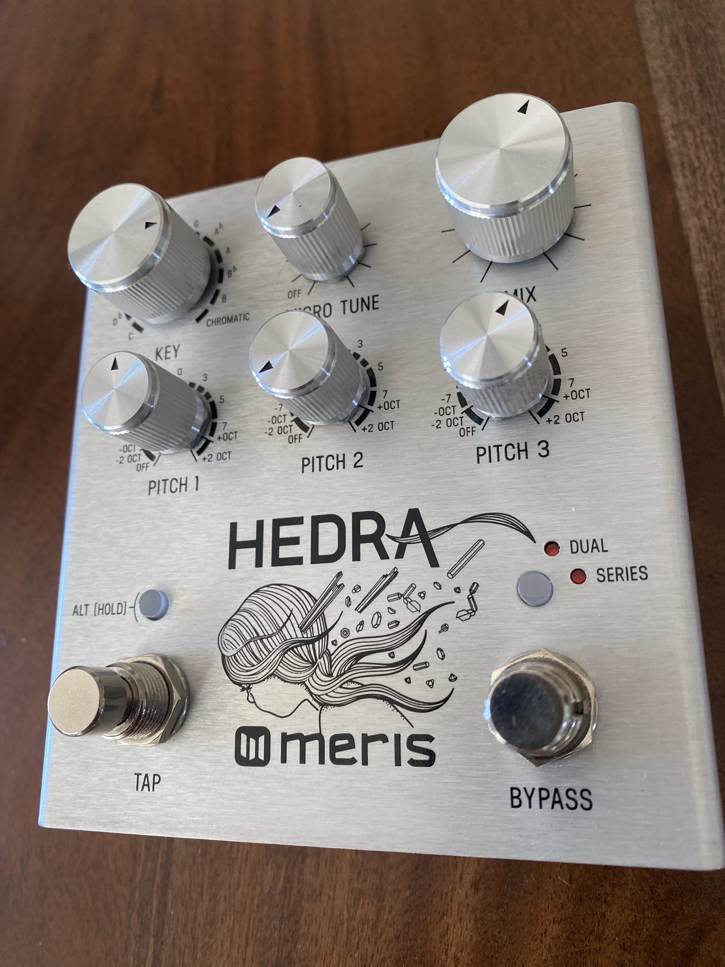 Meris hedra